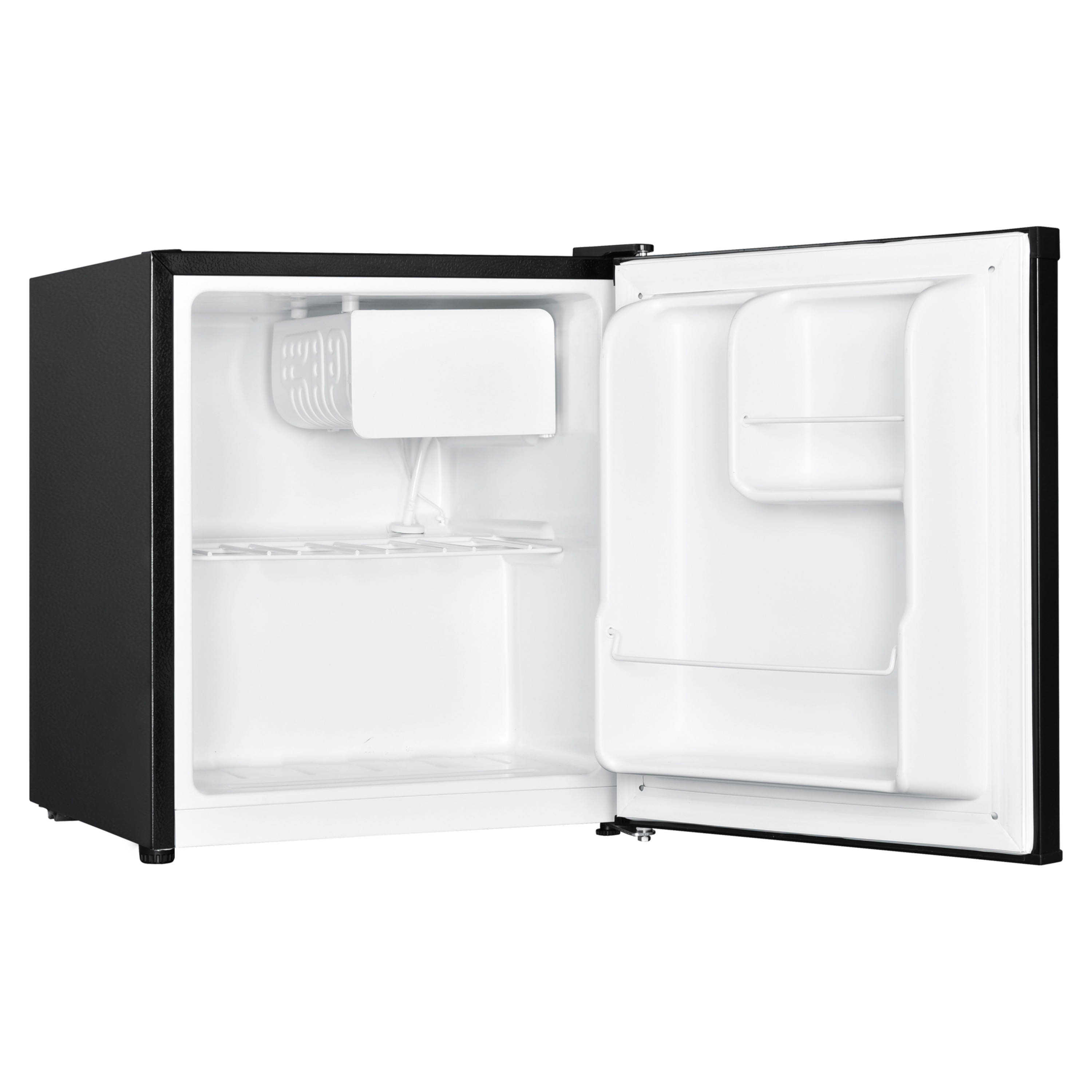 Ein Mini-Kühlschrank mit offener Tür, der einen weißen Innenraum mit Regalen und einem Eisbehälter zeigt. Schwarze Außenseite.