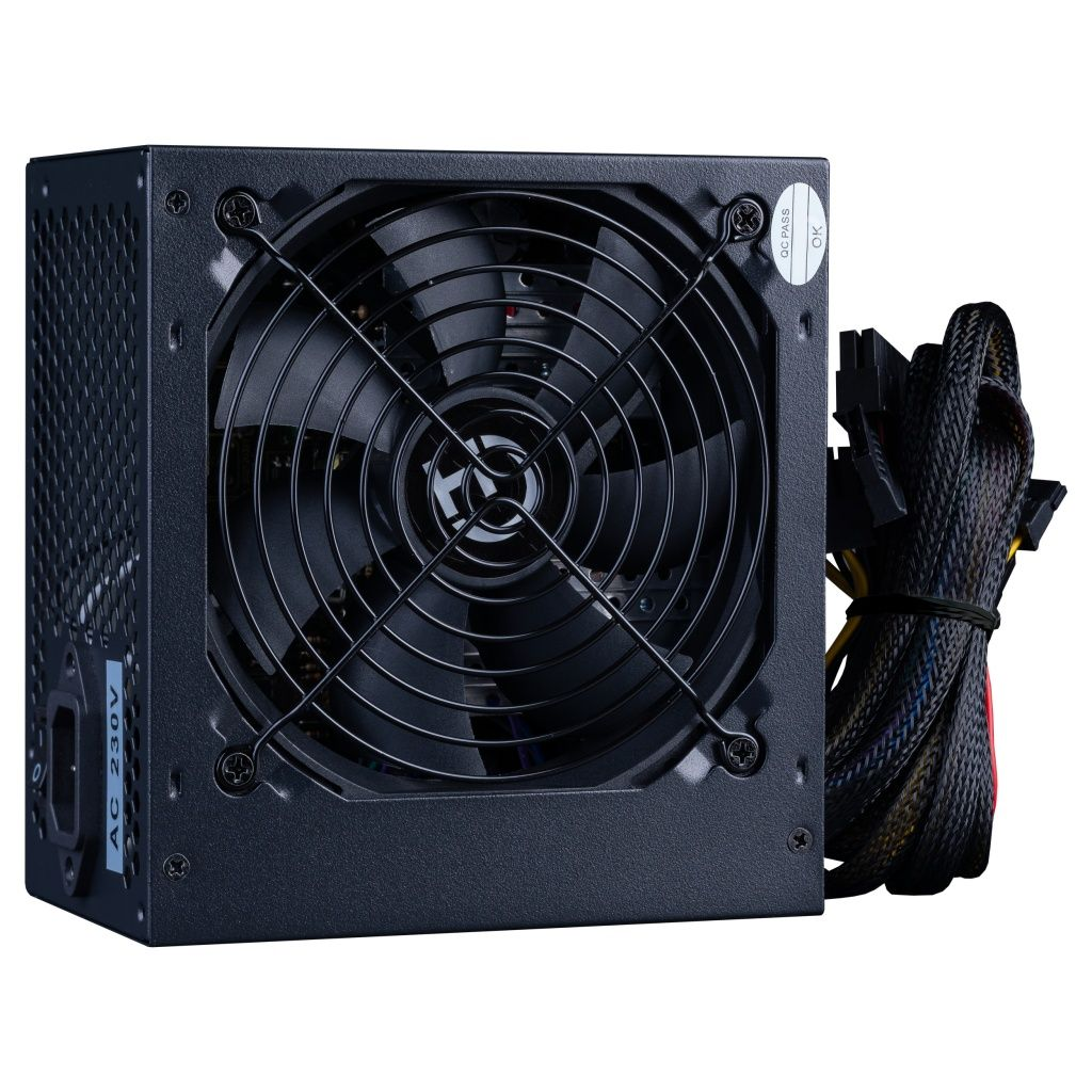 Zwarte computer voeding met ventilator en kabels. Inclusief ventilatorbescherming en AC 230V label.