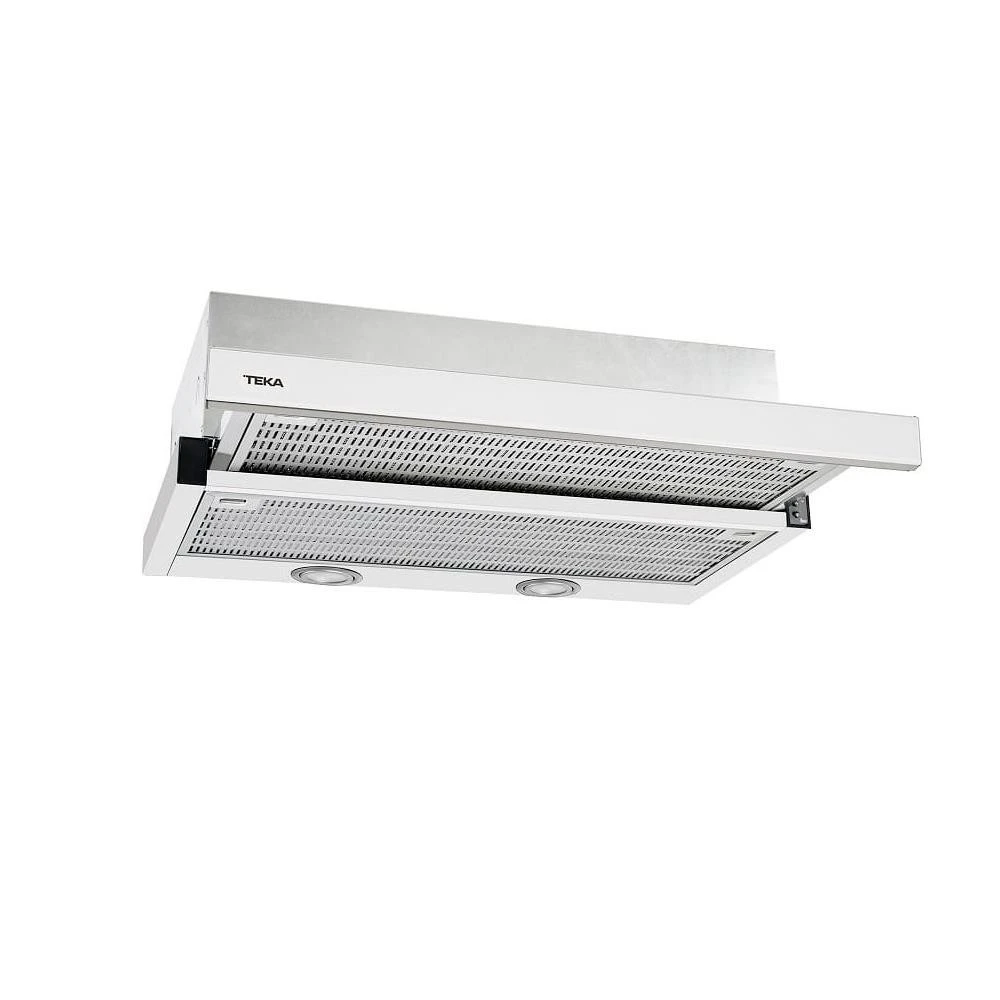 Una campana extractora blanca y plateada. Tiene dos luces y un filtro de malla metálica, con la marca 'TEKA' visible.