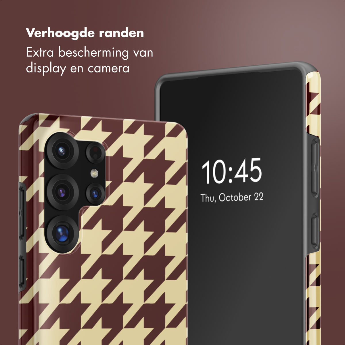 Due smartphone con custodie protettive. Le custodie presentano un motivo a pied-de-poule marrone e beige. Uno mostra l'ora: 10:45, 22 ottobre.
