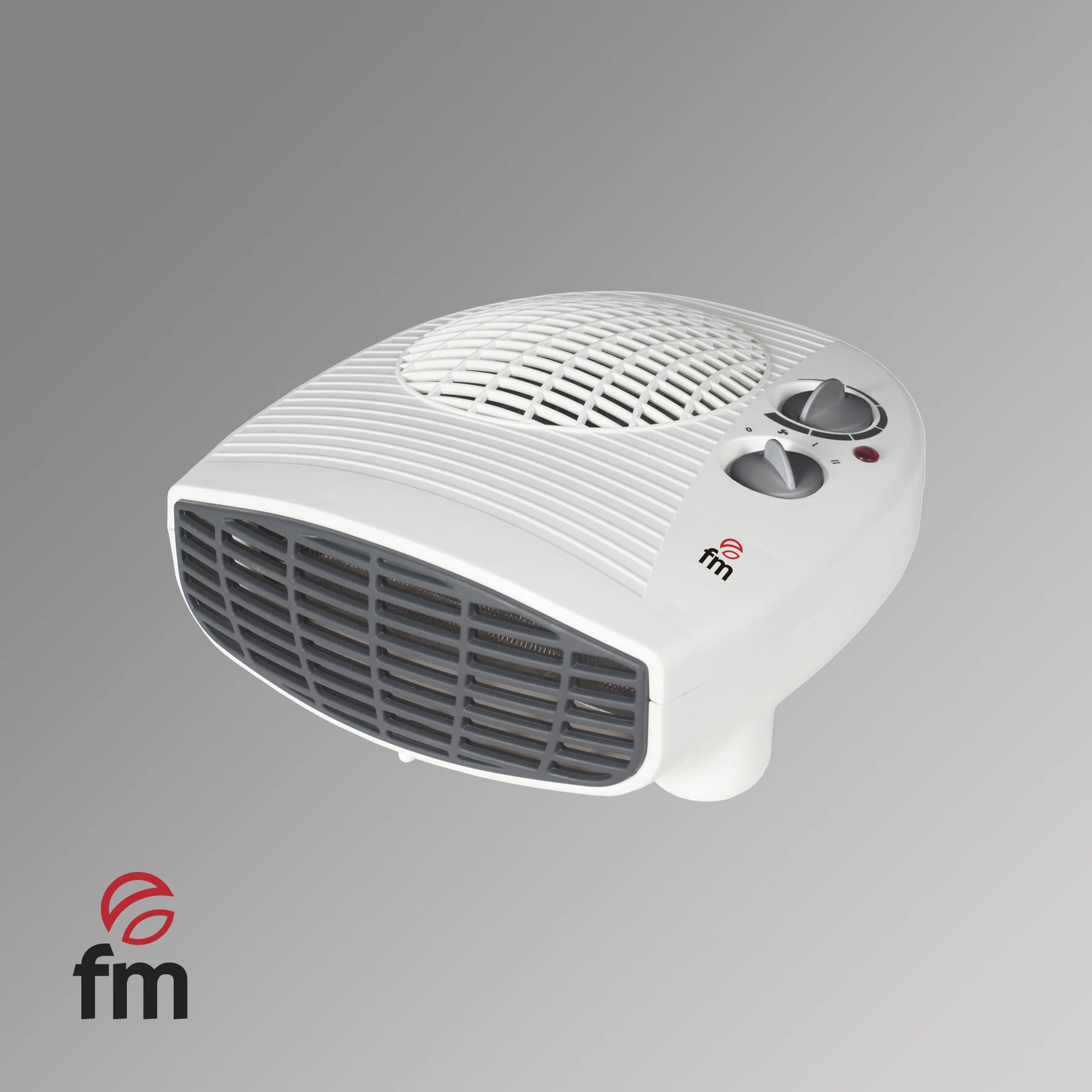 Un calefactor eléctrico blanco con rejillas grises y perillas de control. El logotipo 'fm' está en el lateral.