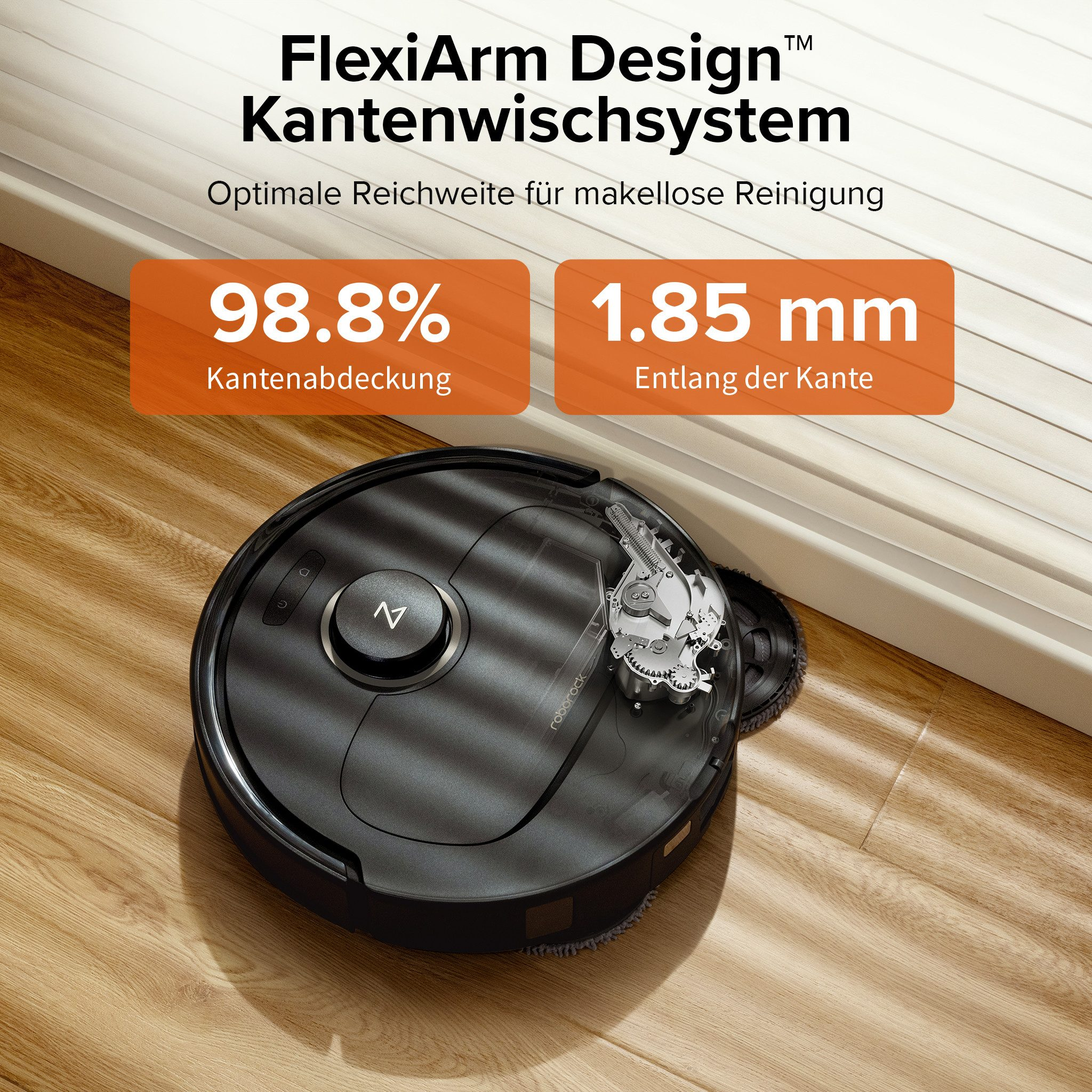 Un aspirateur robot noir sur un plancher en bois. Le texte indique une couverture de bord de 98,8 % et 1,85 mm le long du bord.