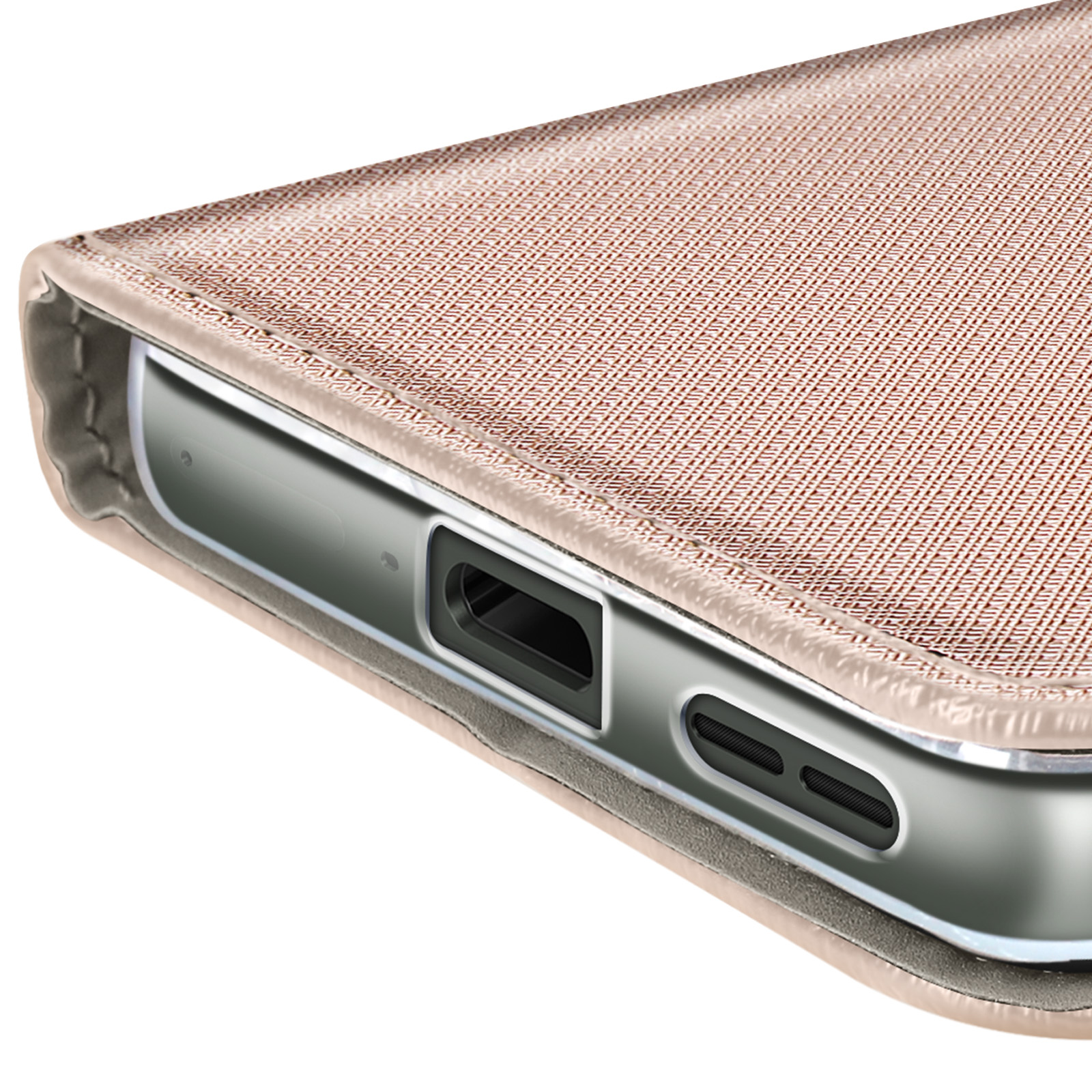 Primo piano di una custodia per telefono. Mostra una trama intrecciata beige e un bordo del telefono argentato con porte.