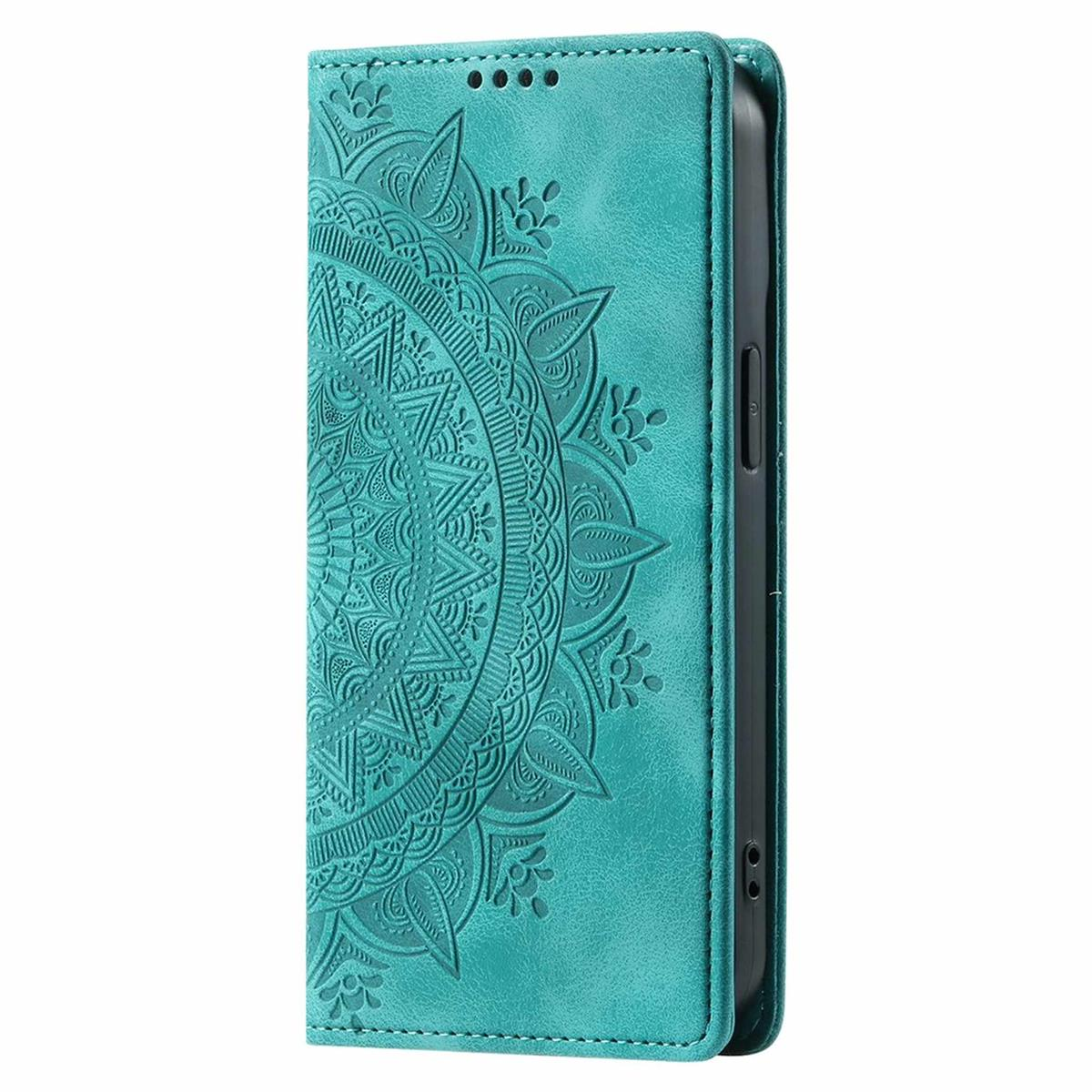 Türkisfarbene Leder-Handyhülle mit geprägtem Mandala-Design. Die Hülle ist offen und zeigt ein schwarzes Innere. Oben vier Punkte.