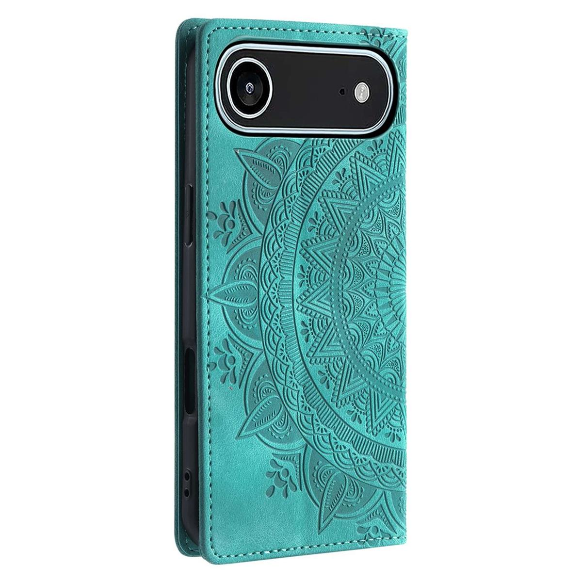 Eine türkisblaue Handyhülle mit Mandala-Design. Die Kamera des Telefons ist sichtbar. Die Hülle ist geschlossen.