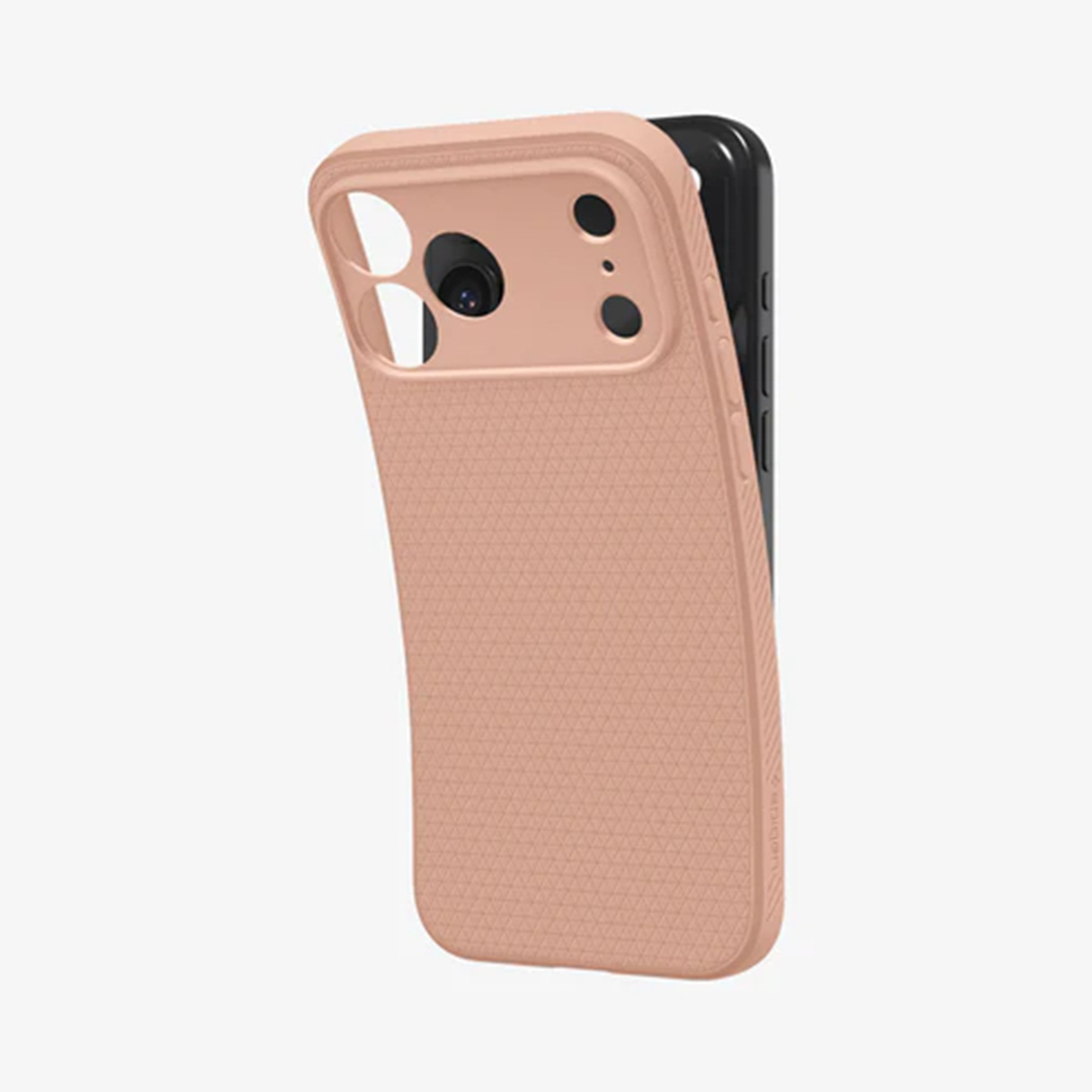 Een perzik-kleurige telefoonhoes met een zwarte telefoon erin. De hoes heeft uitsparingen voor de camera en een getextureerd oppervlak, contrasterend met de glanzende achterkant van de telefoon.