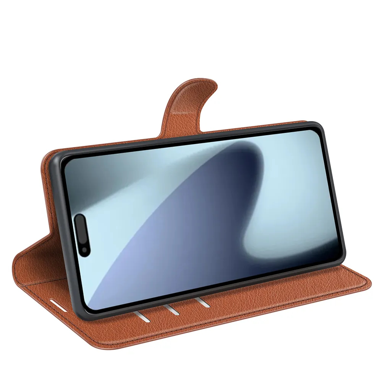 Een smartphone in een bruine leren hoes wordt weergegeven. Het scherm van de telefoon is zichtbaar. De hoes is open en toont de binnenkant en de telefoon.