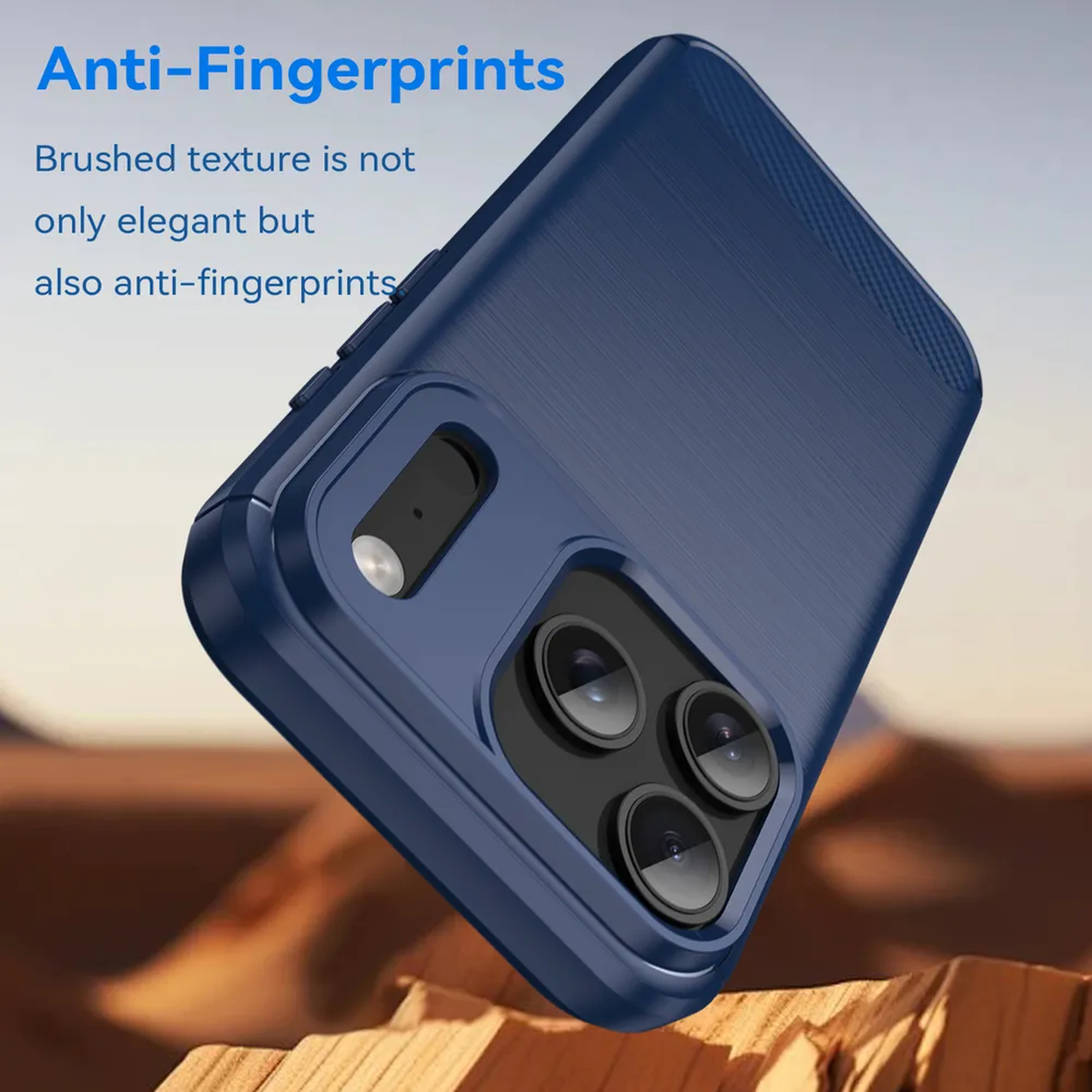 Een marineblauwe telefoonhoes met een geborstelde textuur wordt schuin getoond, met de cameralenzen en de anti-vingerafdrukfunctie.