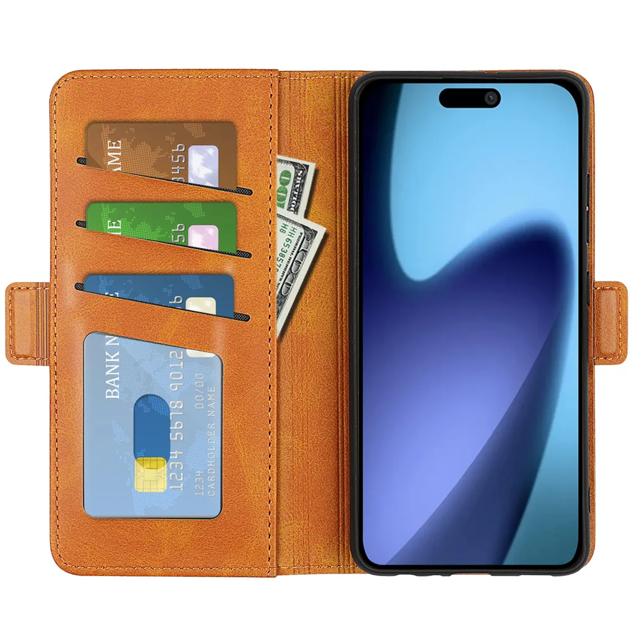 Een open bruin leren telefoonhoesje, met creditcards, contant geld en een telefoon met een blauw scherm.