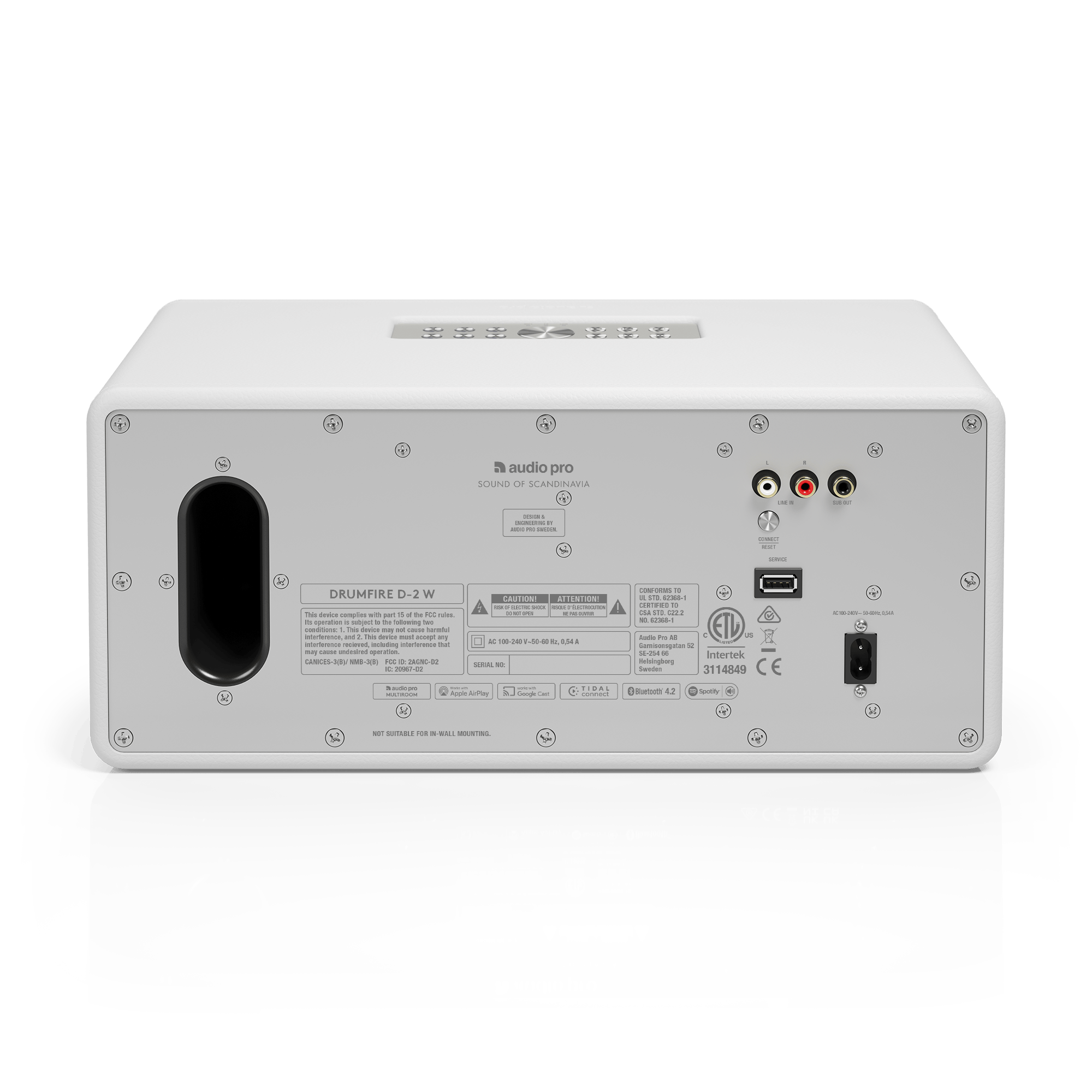Arrière d'un haut-parleur Audio Pro blanc avec ports, étiquettes et évent noir. Nom de la marque et certifications.