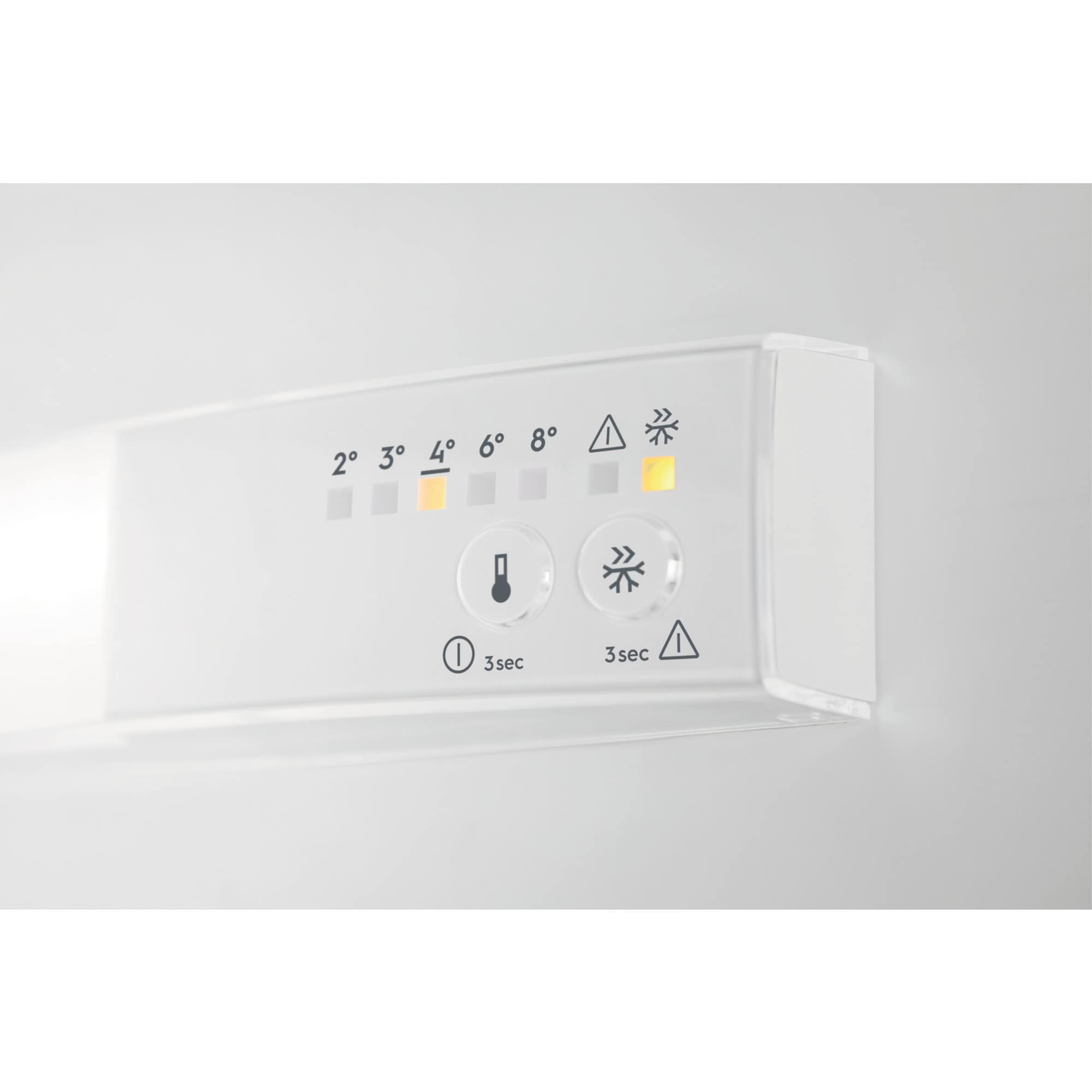 Panel sterowania lodówki ze wskaźnikami temperatury i funkcji. Widoczne przyciski i symbole temperatury i zamrażania.