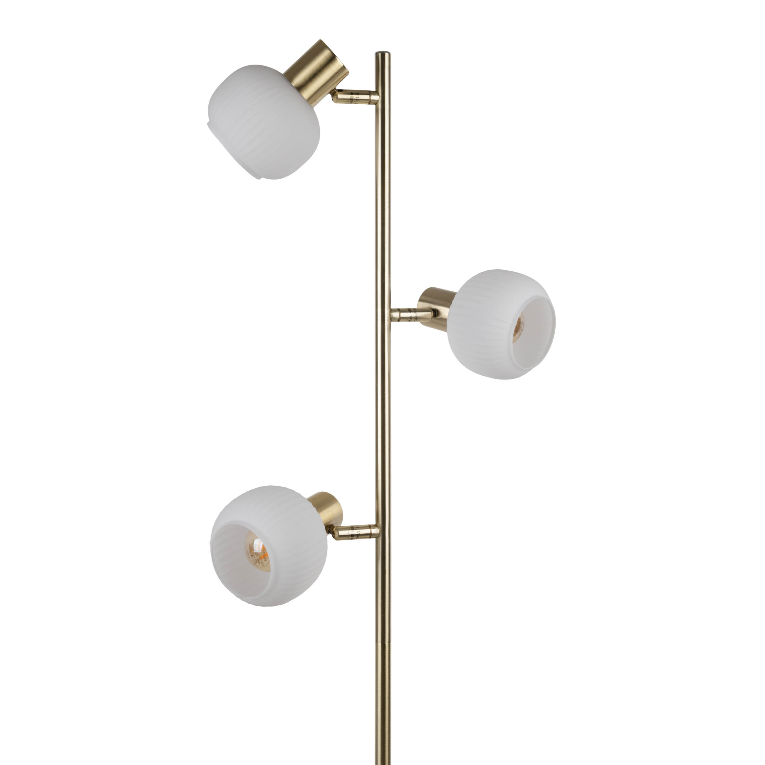 Eine goldene Stehlampe mit drei weißen, kugelförmigen Lichtern. Der Hintergrund ist schlicht weiß.