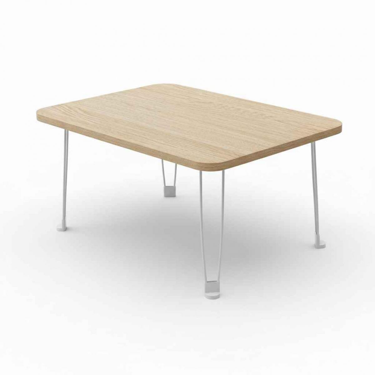 Ein kleiner rechteckiger Tisch mit heller Holzplatte und weißen Metallbeinen, auf weißem Hintergrund.