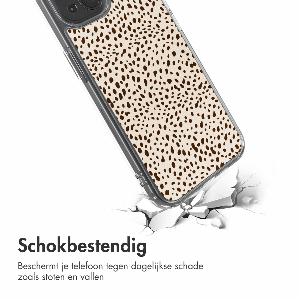 Een telefoonhoesje met een beige en bruin patroon breekt een wit oppervlak. De hoes is transparant en heeft een camera-uitsparing.