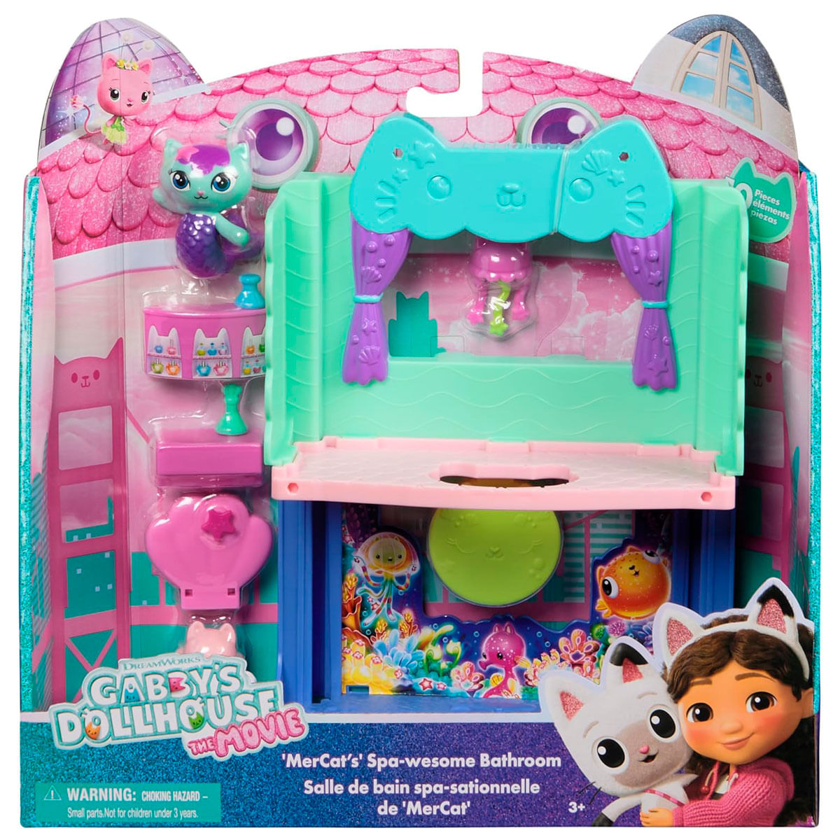 Un set di giocattoli 'Gabby's Dollhouse'. Presenta un bagno a tema spa con personaggi giocattolo di Gabby, un gatto bianco e MerCat.