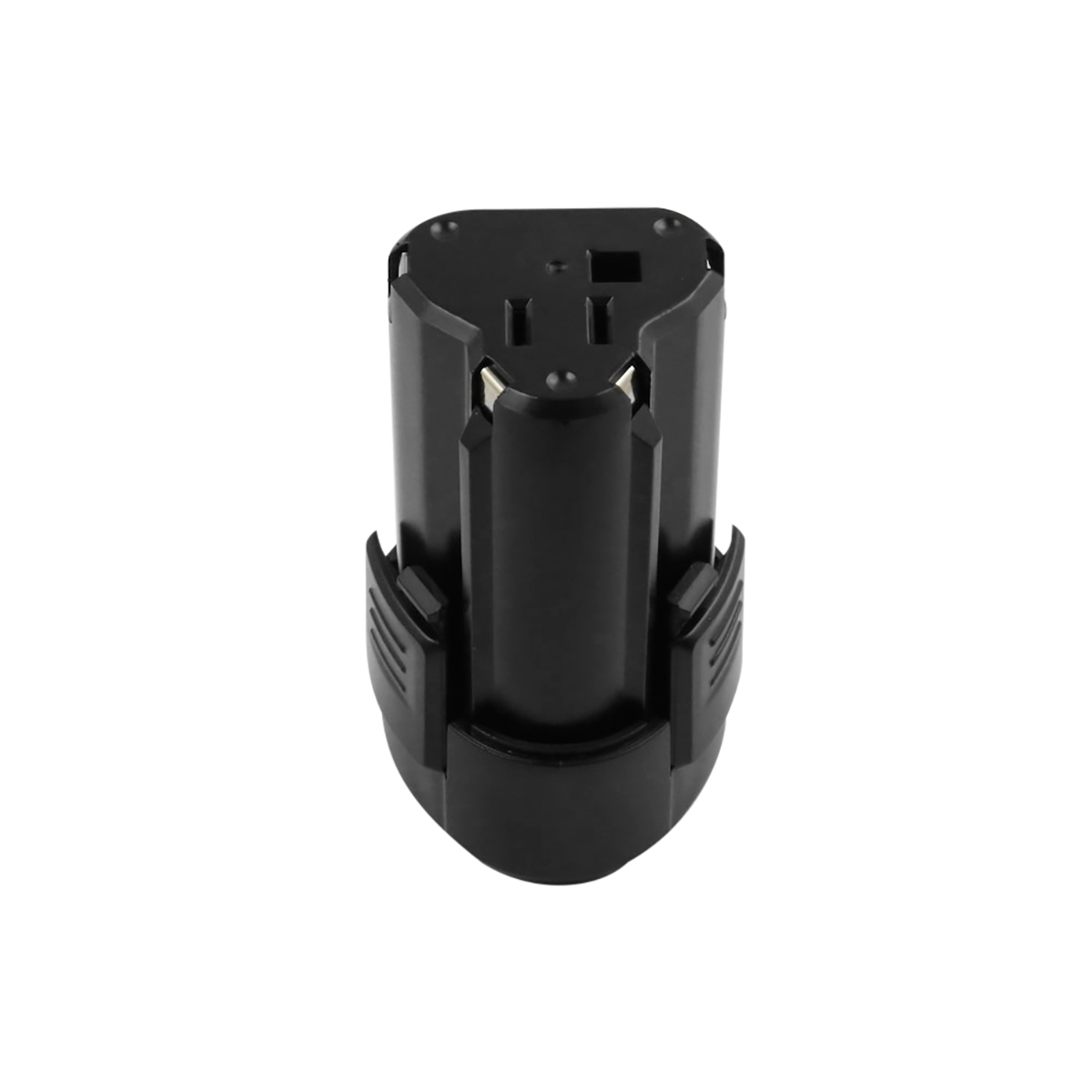 Una batteria nera per elettroutensili, cilindrica con la parte superiore triangolare. Ha due fessure in alto e una base curva. Isolato su bianco.