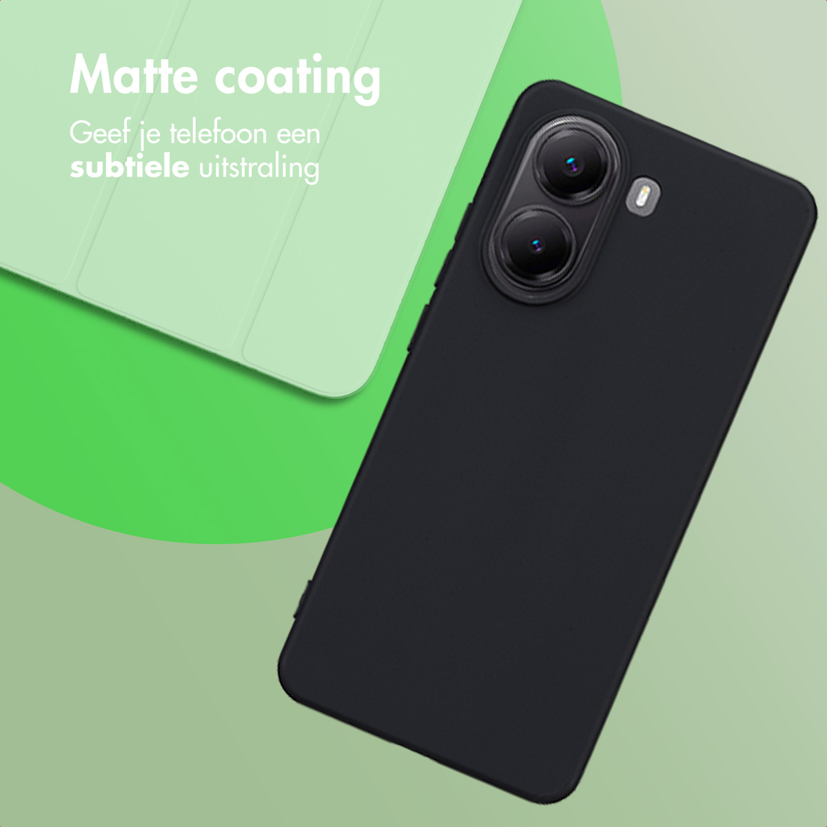 Custodia nera per smartphone con due lenti. Testo: Rivestimento opaco. Sfondo verde e verde chiaro.