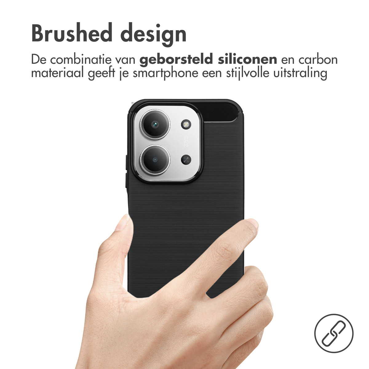 Een hand die een zwarte smartphonehoes vasthoudt met een geborsteld ontwerp. De telefoon heeft een cameramodule. Tekst bovenaan luidt 'Brushed design'.