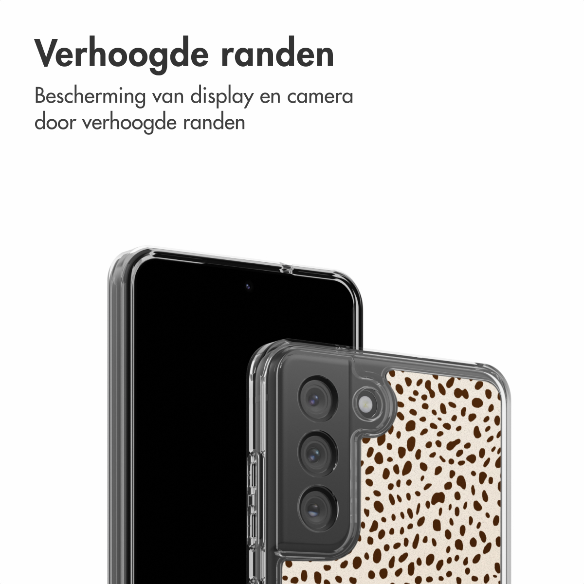 Twee smartphones, één met een patroonhoesje. Transparante beschermhoesjes. Achtergrond is wit met tekst bovenaan.