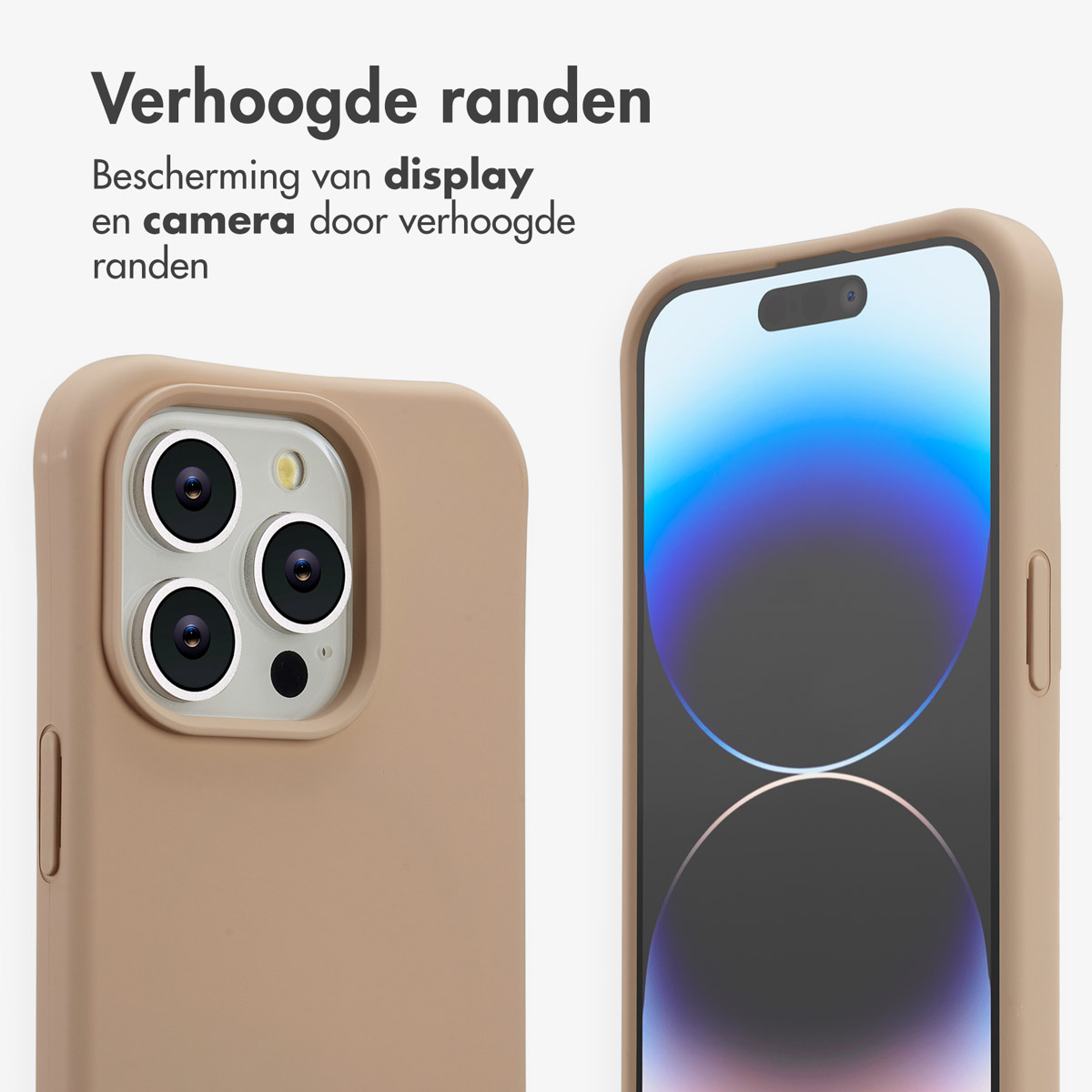 Twee beige telefoonhoesjes met telefoons erin. Eén toont cameralenzen, de andere een scherm met een blauwe en witte gradiënt.