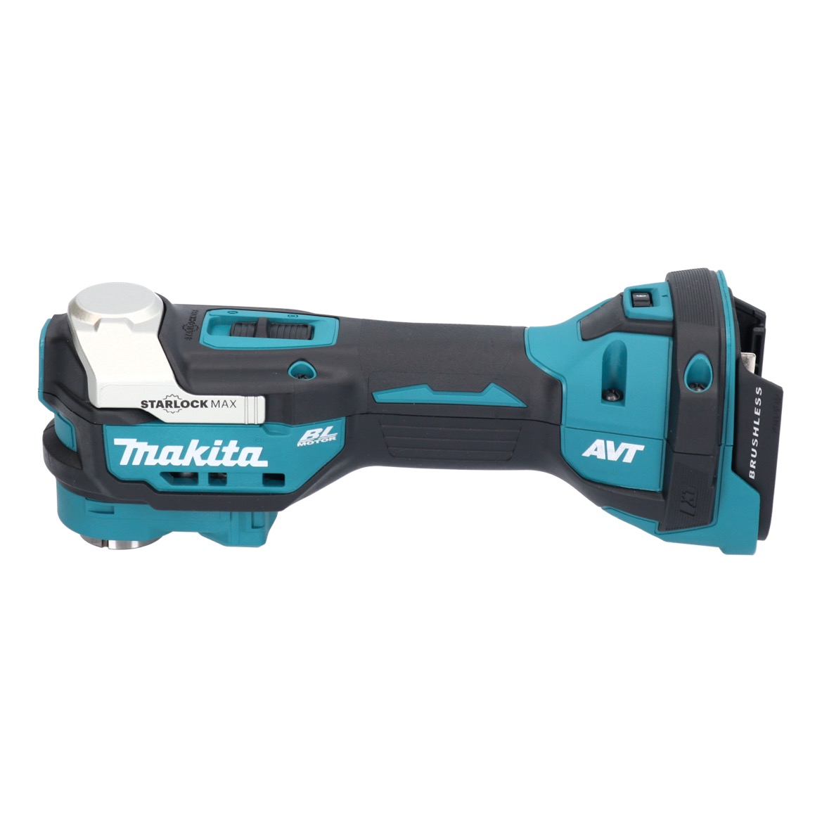 Ein Makita-Elektrowerkzeug, türkis und schwarz. Es hat einen Akku, Knöpfe und das Makita-Logo ist sichtbar. Es ist auf weißem Hintergrund.