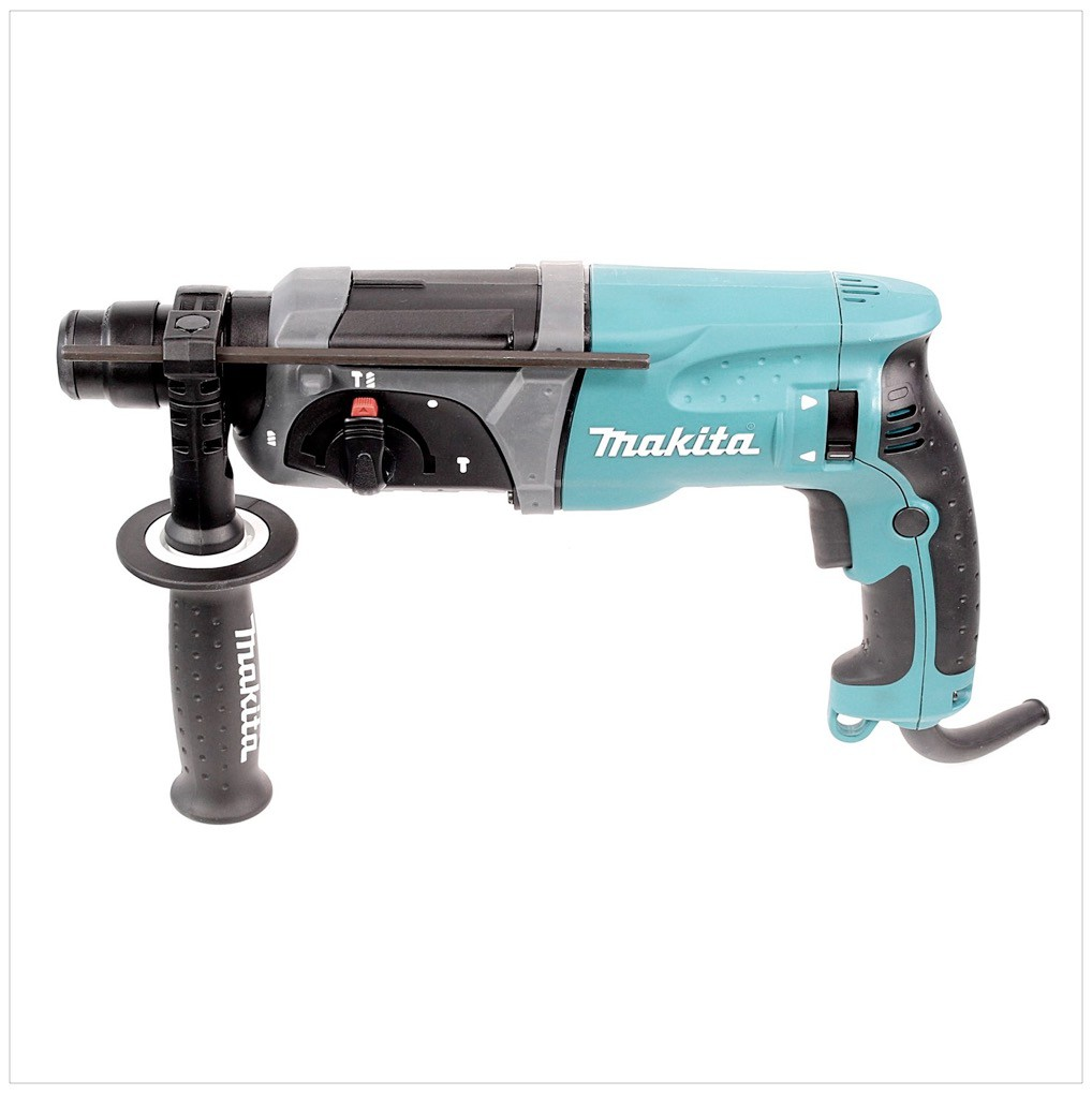 Ein teal- und grauer Makita-Bohrer. Er hat einen schwarzen Griff, einen Seitengriff und das Makita-Logo. Der Hintergrund ist weiß.