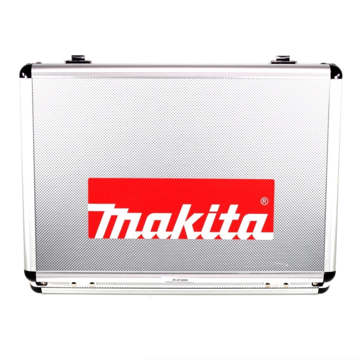 Ein silberner Makita-Werkzeugkoffer mit rotem rechteckigen Logo. Das Logo zeigt 'Makita' in weißen Buchstaben. Der Koffer ist geschlossen.