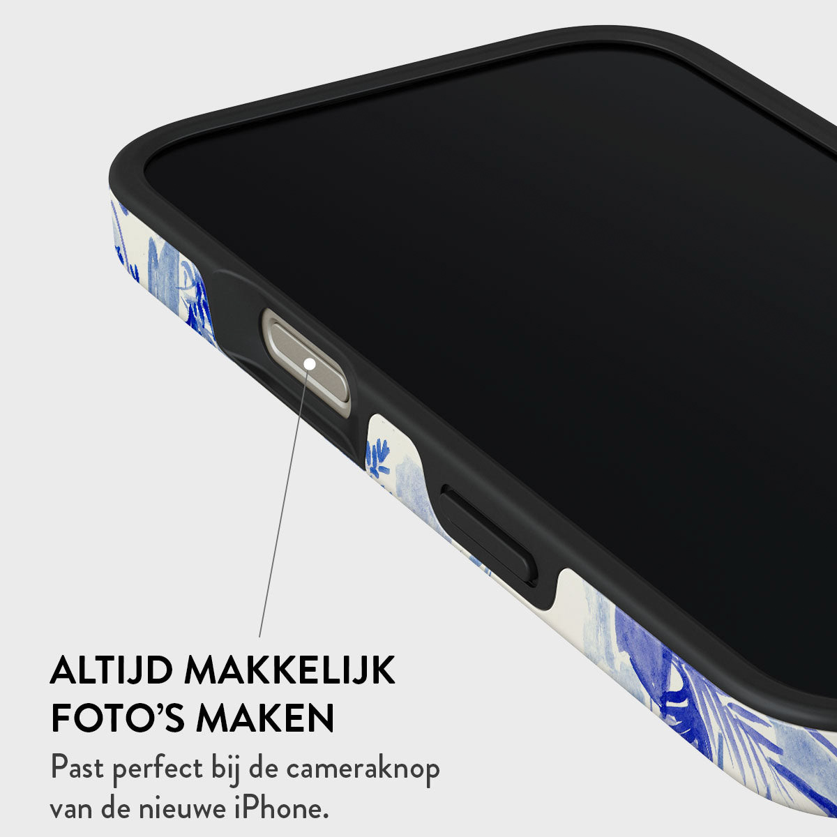 Close-up van een iPhone in een blauwe bloemenhoes. Het scherm is zwart. Tekst: 'Maak foto's gemakkelijk'.