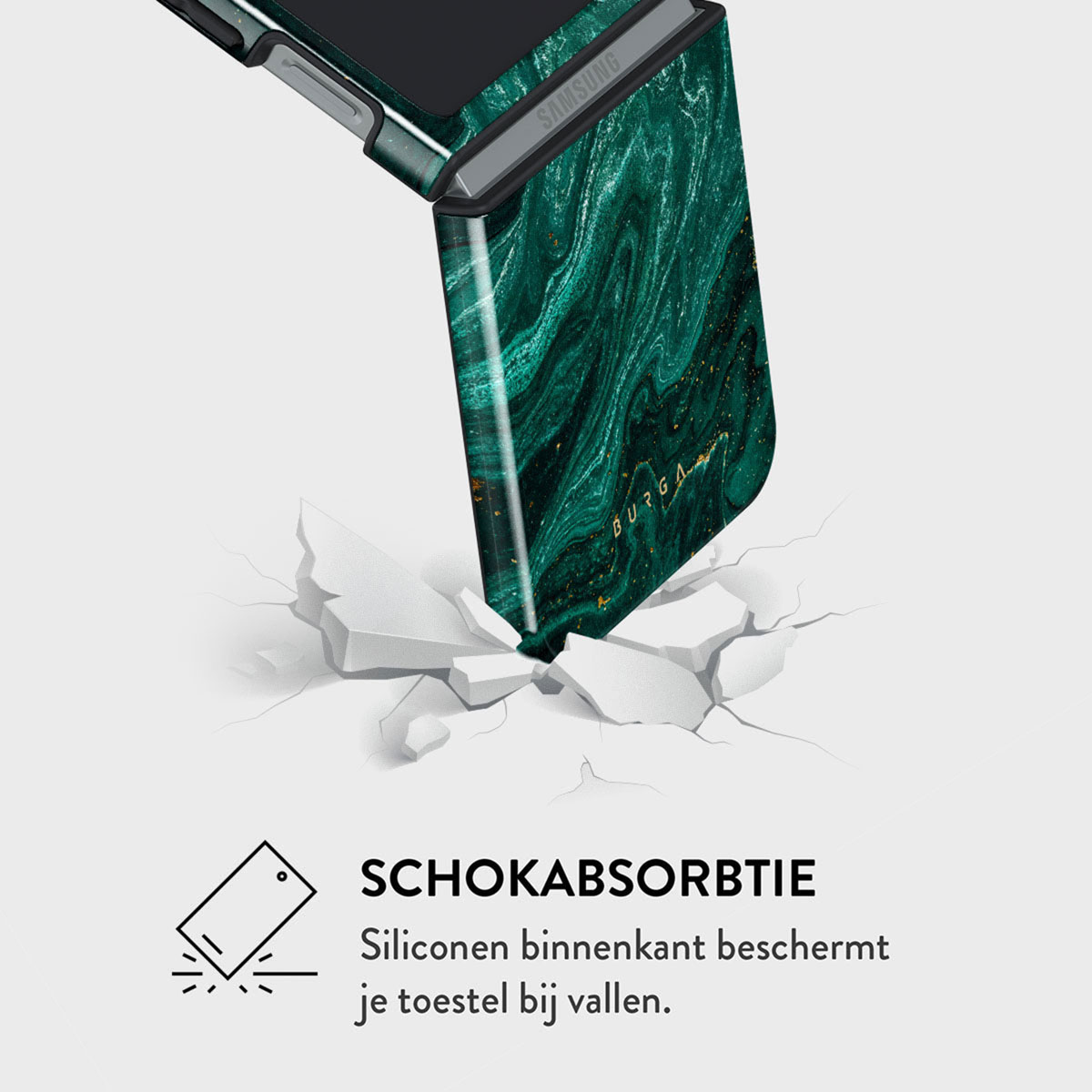 Een telefoonhoesje met een groen marmerontwerp valt en barst het oppervlak eronder. De hoes heeft de merknaam BURGA.