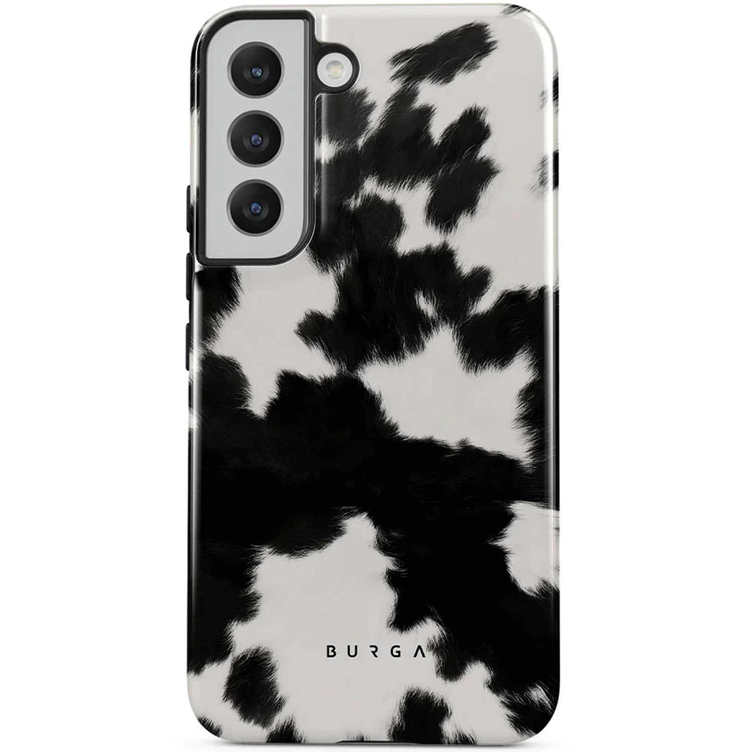 Een smartphonehoesje met een zwart-wit koeienhuidpatroon. Het heeft een camera-opstelling en de merknaam BURGA.