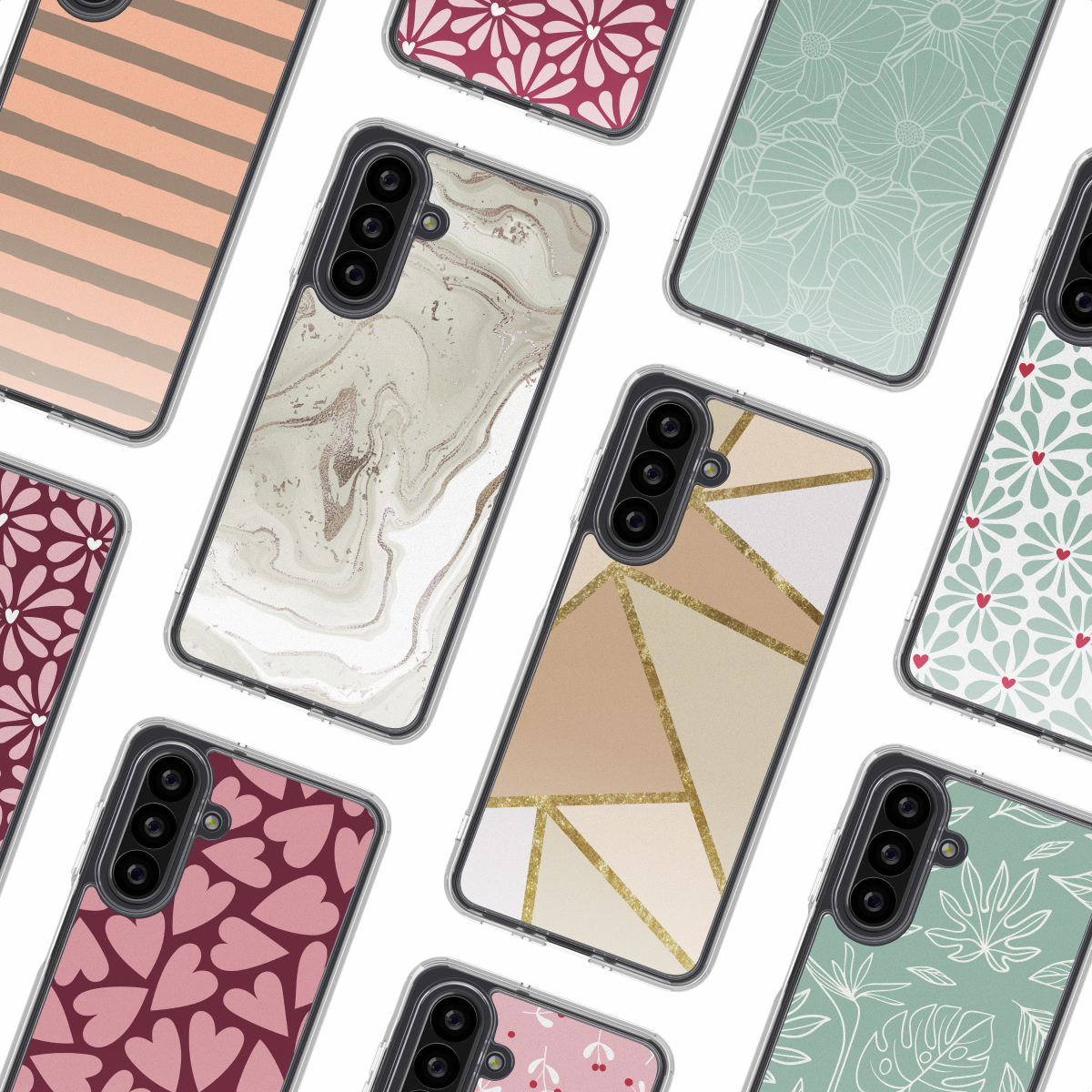 Meerdere telefoonhoesjes met verschillende ontwerpen, waaronder harten, bloemen en geometrische patronen, gerangschikt tegen een witte achtergrond.