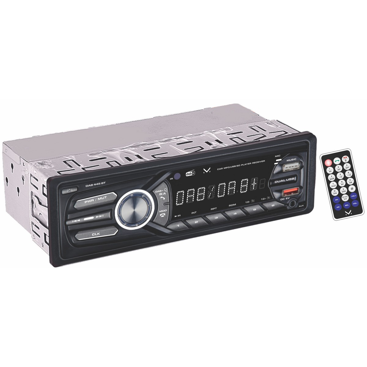 Un'autoradio con telecomando. L'autoradio mostra le informazioni radio DAB. Ha pulsanti e porte USB.