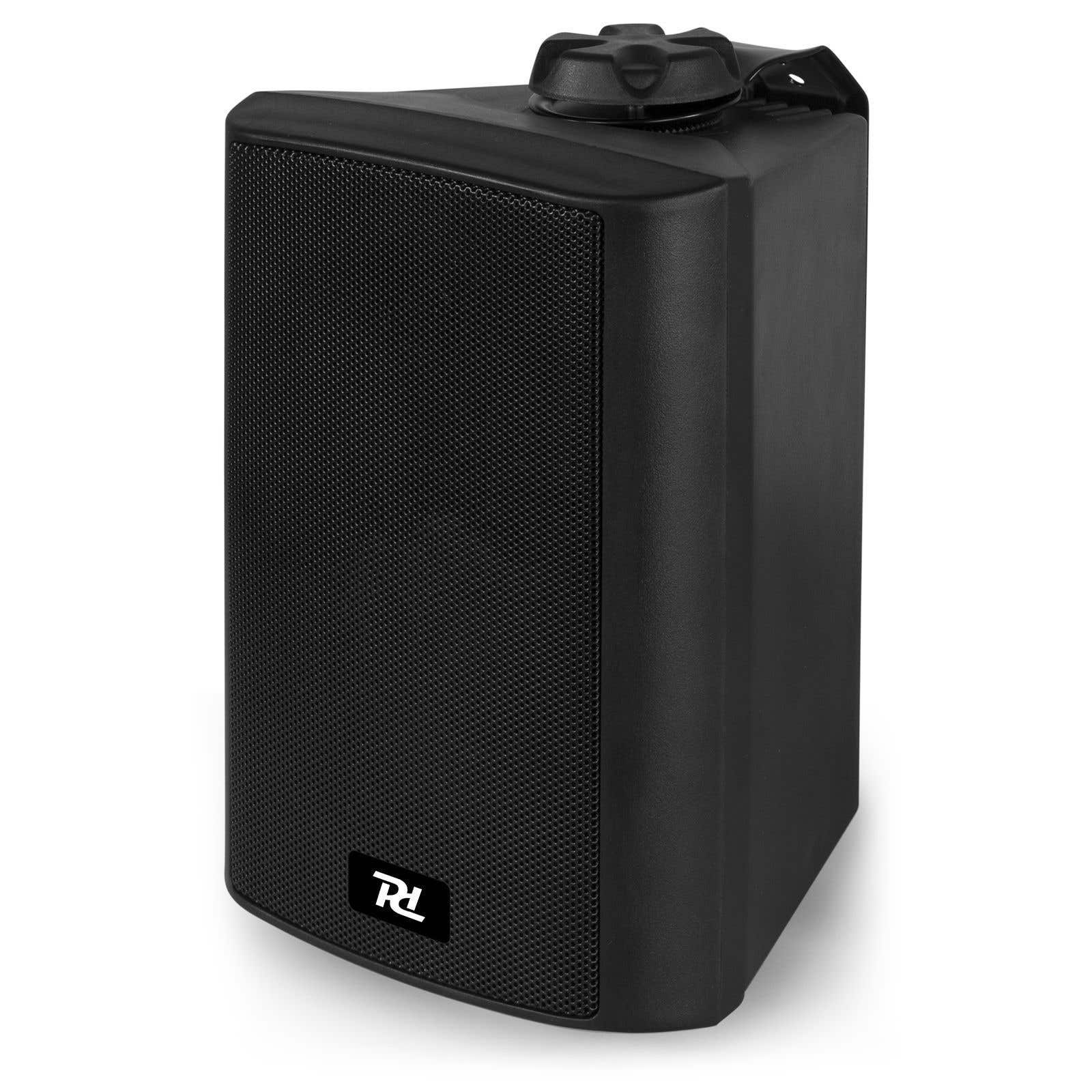Un altavoz negro con un panel frontal texturizado y un logotipo. Tiene una perilla de ajuste montada en la parte superior.