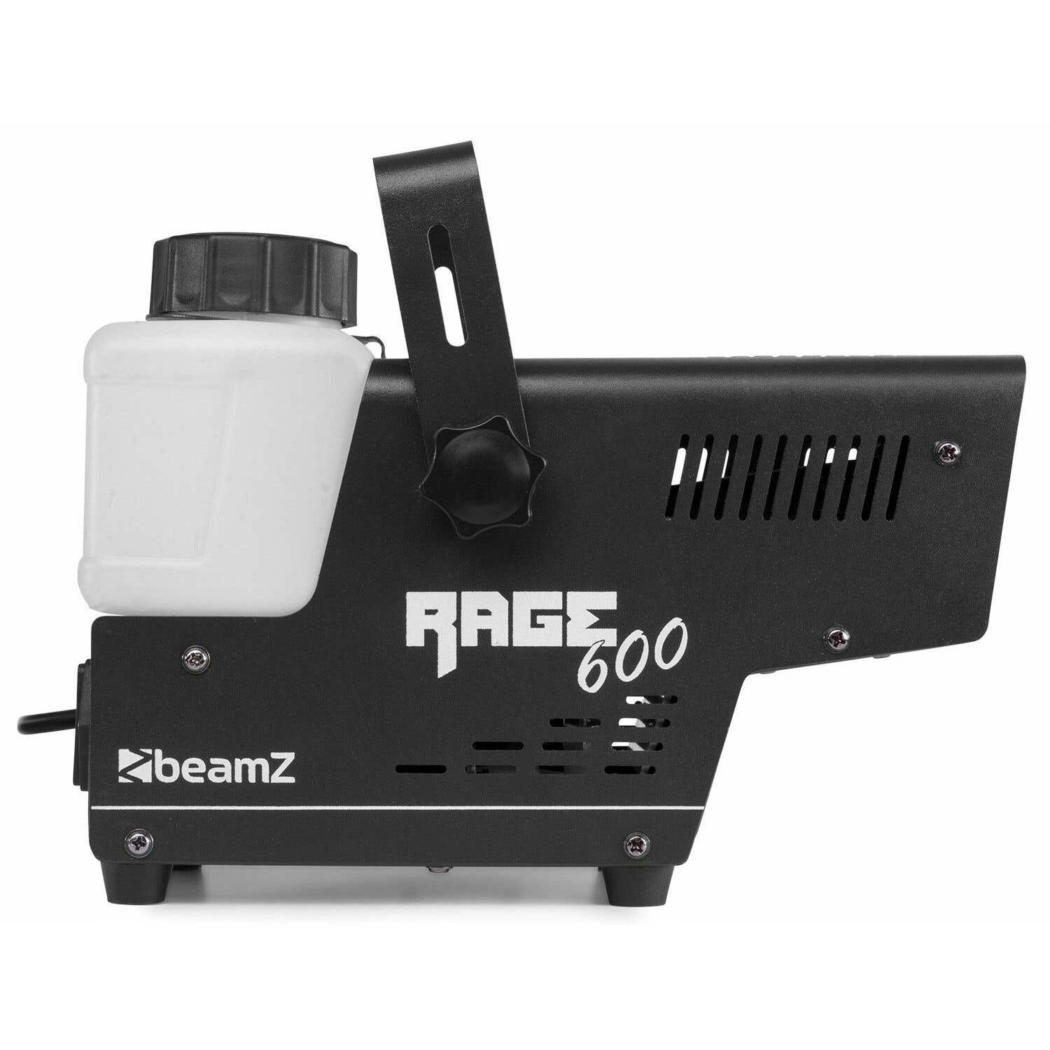 Máquina de niebla negra Beamz Rage 600. Tiene un depósito de líquido blanco, asa negra y el nombre Rage 600 en el frontal.