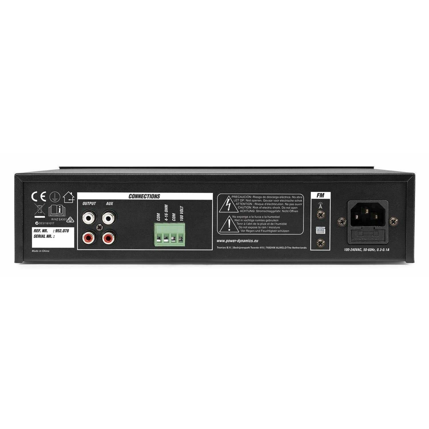 Panel trasero negro de amplificador de audio con entradas, salidas y conexiones de alimentación, con advertencias de seguridad.