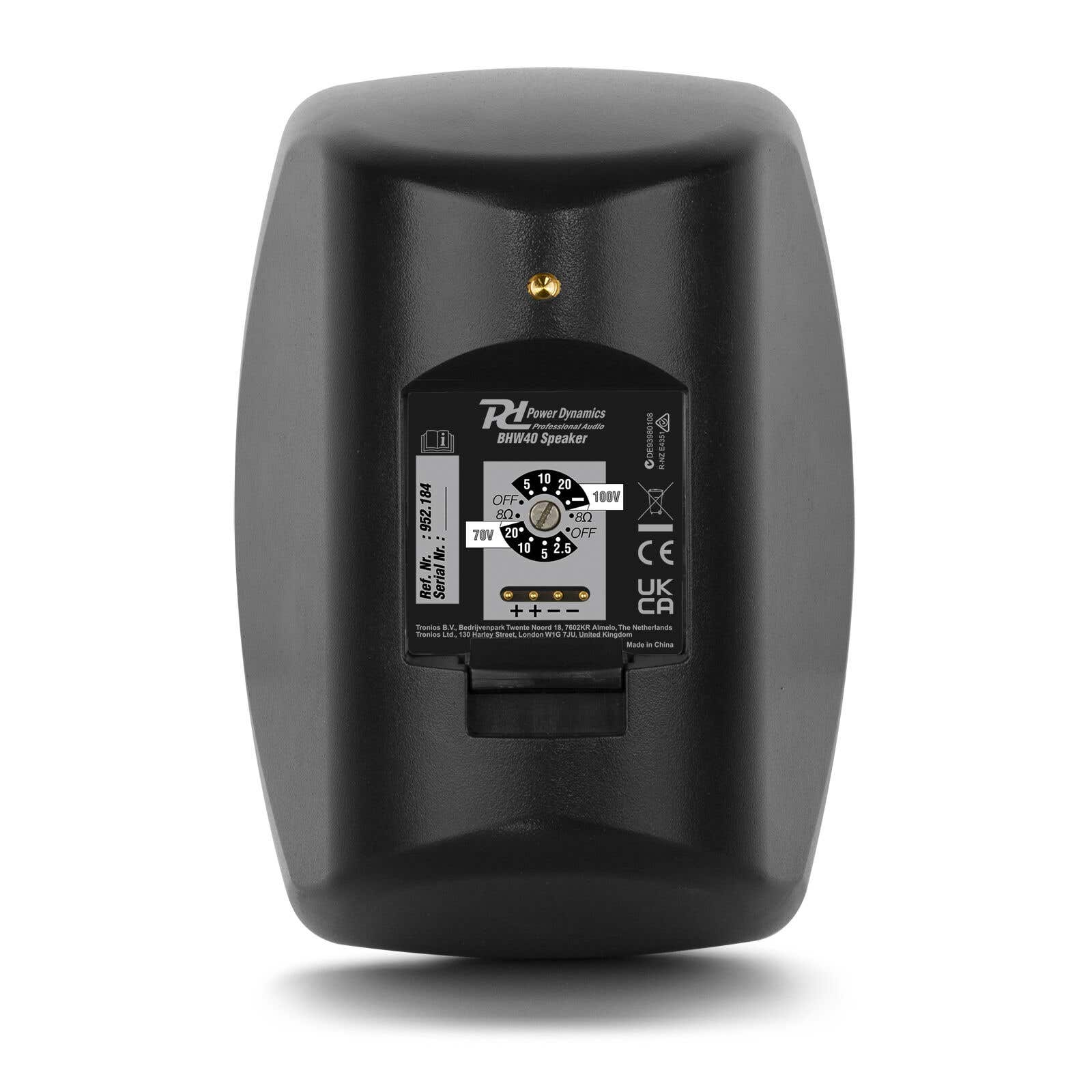 Altavoz negro con panel de control y etiquetas. Marca 'Power Dynamics'. Texto incluye 'BHW40 Speaker' y especificaciones técnicas.