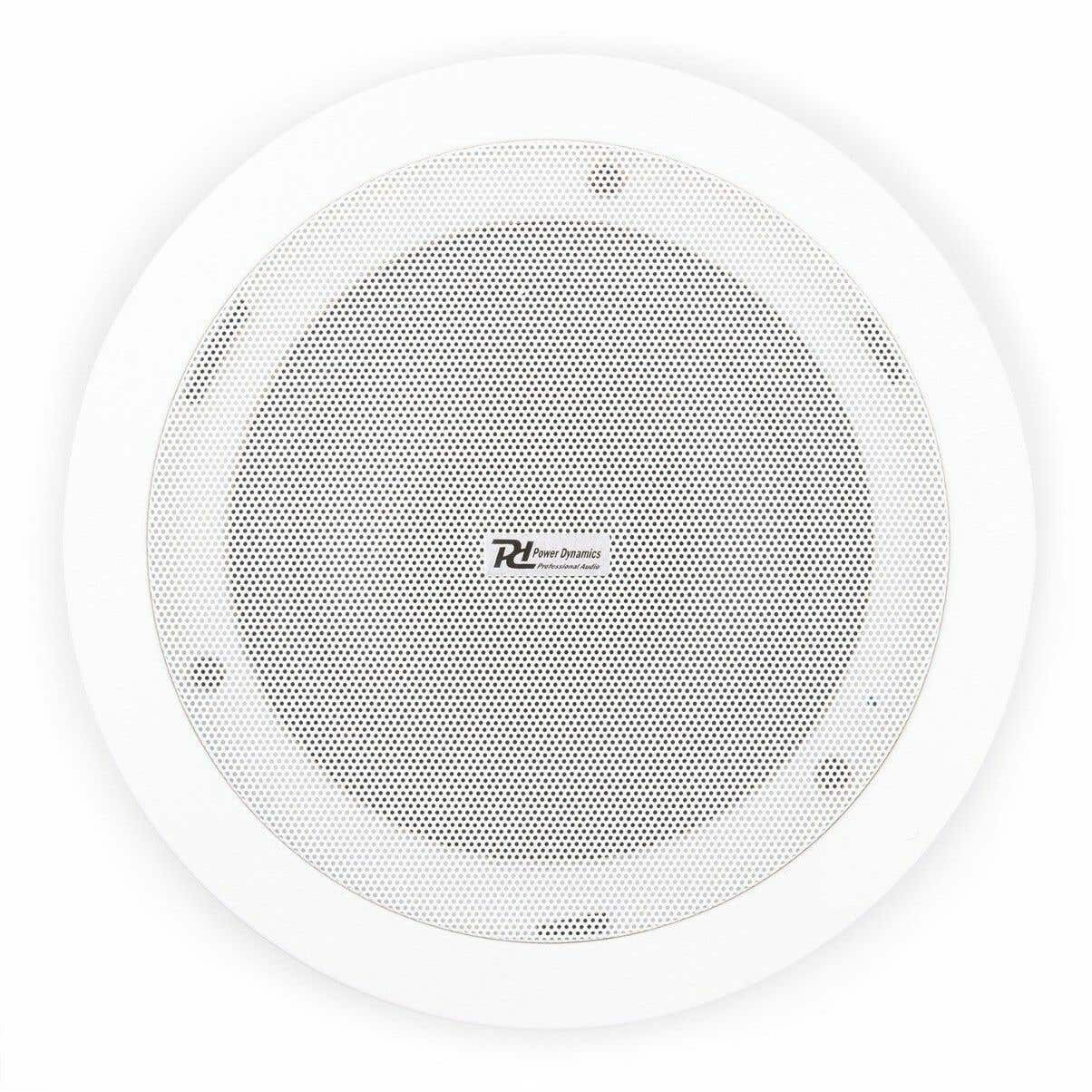 Altavoz de techo blanco con diseño circular. Tiene una rejilla de altavoz punteada y un borde blanco. El logotipo de Power Dynamics es visible.