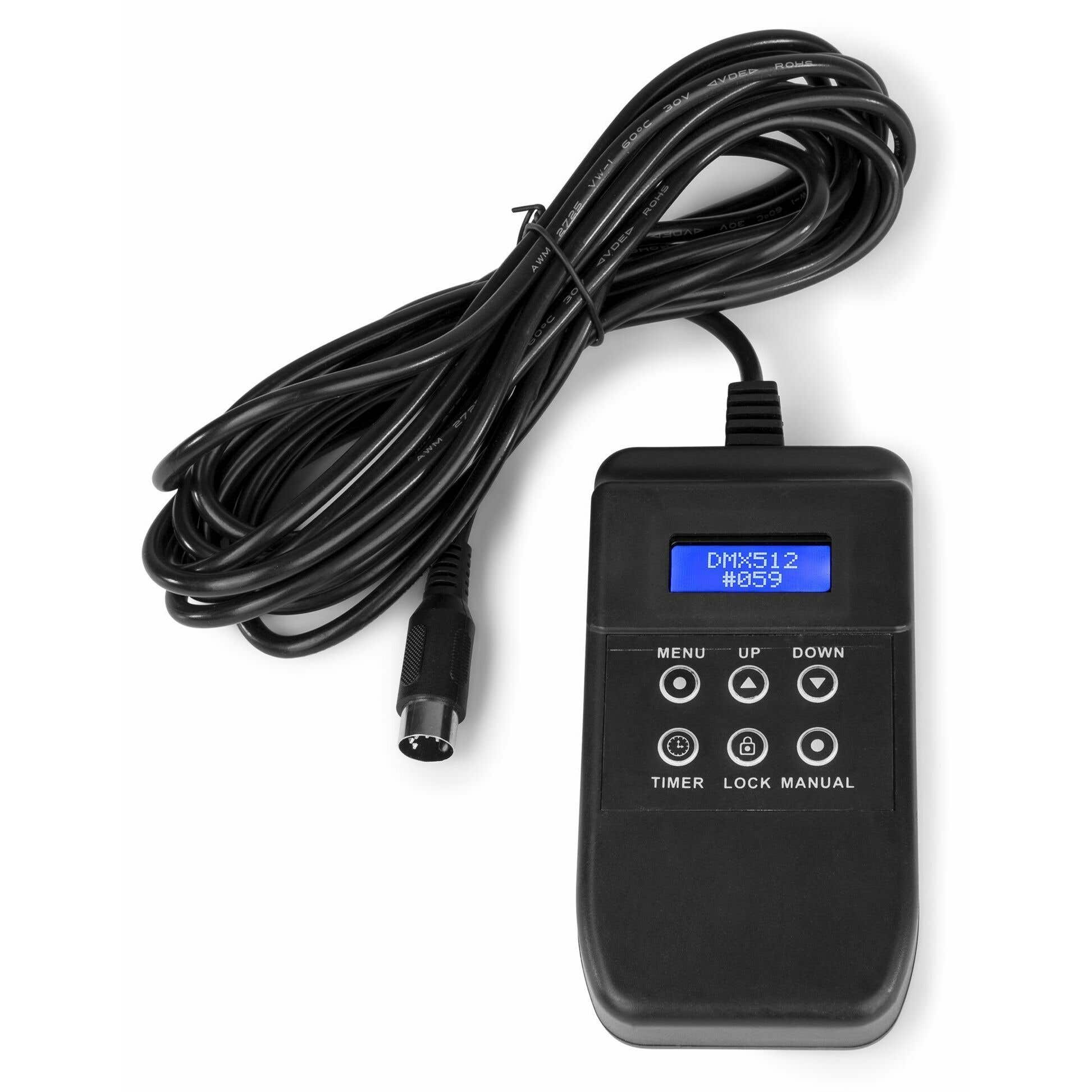 Panel de control negro con pantalla azul que muestra DMX512. Un cable negro está conectado.