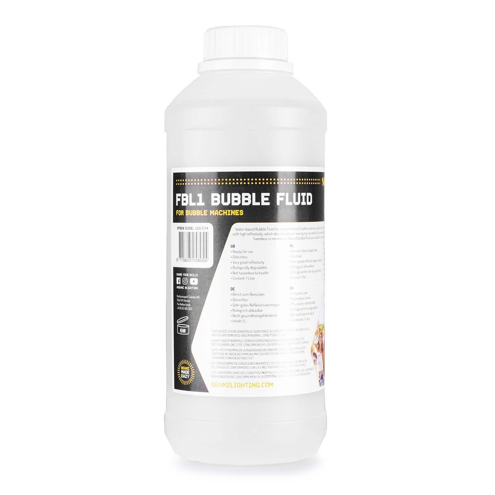 Una botella de FBL1 Bubble Fluid para máquinas de burbujas. Tiene una botella blanca con texto negro y una tapa blanca.