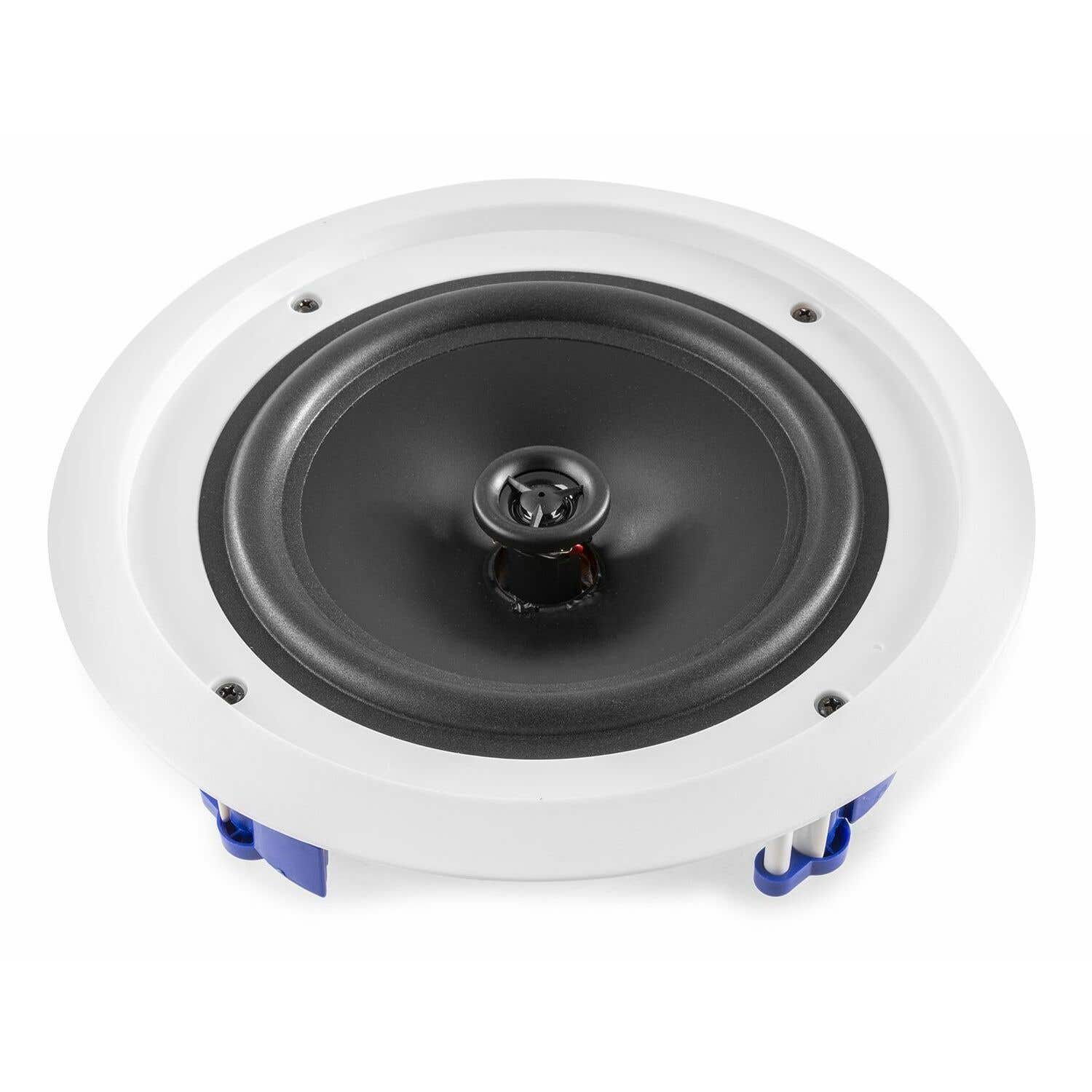 Un altavoz de techo redondo blanco con un cono negro. Se ven clips azules en los lados. El fondo es blanco.
