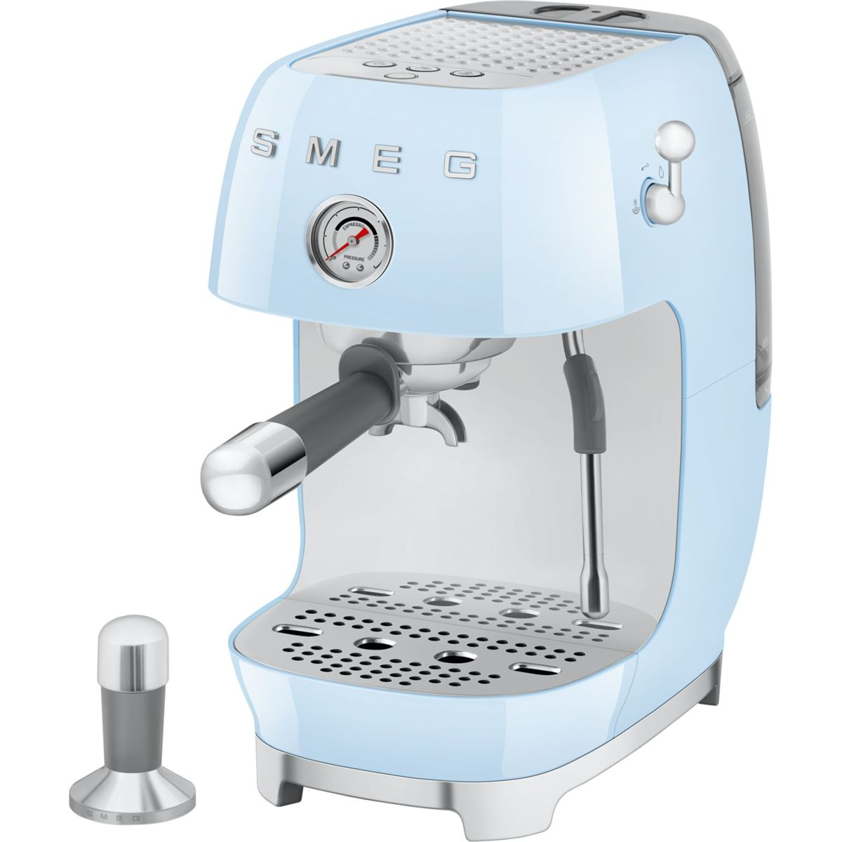 Una máquina de espresso Smeg azul claro con manómetro, portafiltro y tamper.