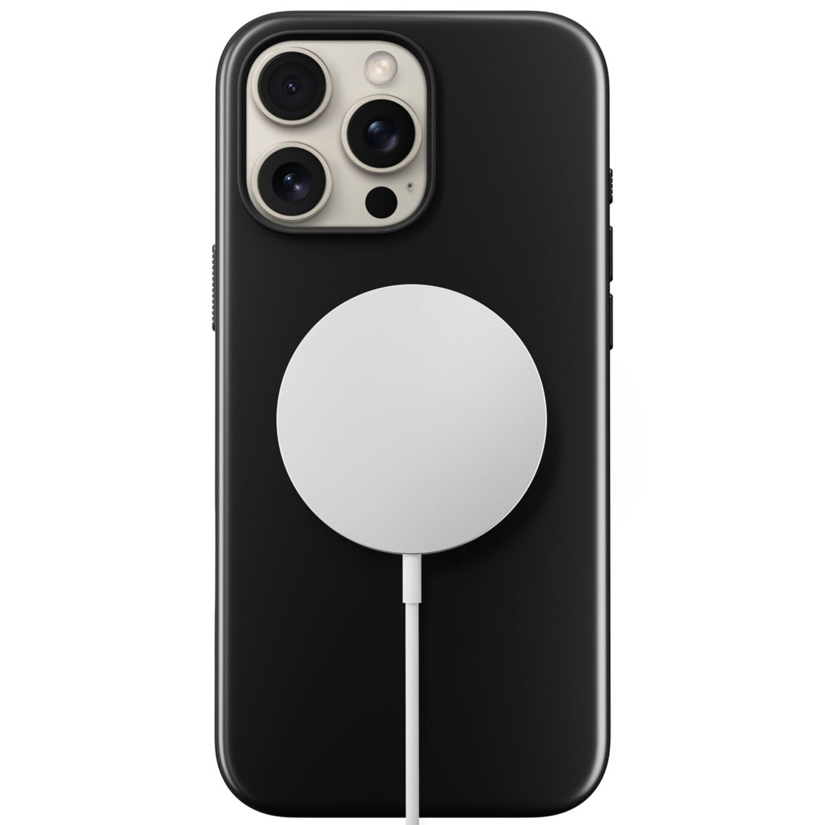 Schwarzes iPhone mit weißem MagSafe-Ladegerät. Das Telefon hat eine Kameraanordnung oben links.