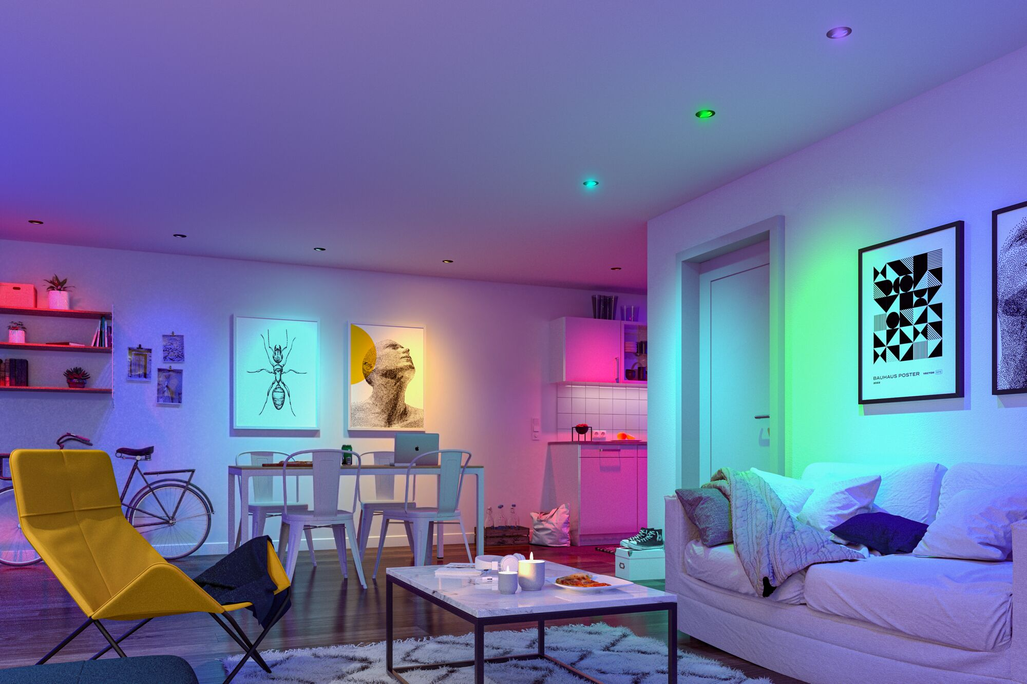 Ein Wohnzimmer mit moderner Kunst, einem gelben Stuhl und einem weißen Sofa. Umgebungslicht schafft eine farbenfrohe Atmosphäre.