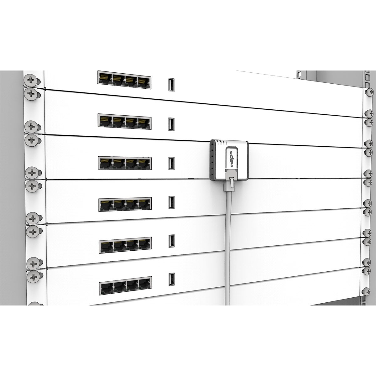 Weißer Server-Rack mit Netzwerkanschlüssen, verbunden mit einem kleinen weißen Gerät über ein Kabel. Schrauben an der Seite.