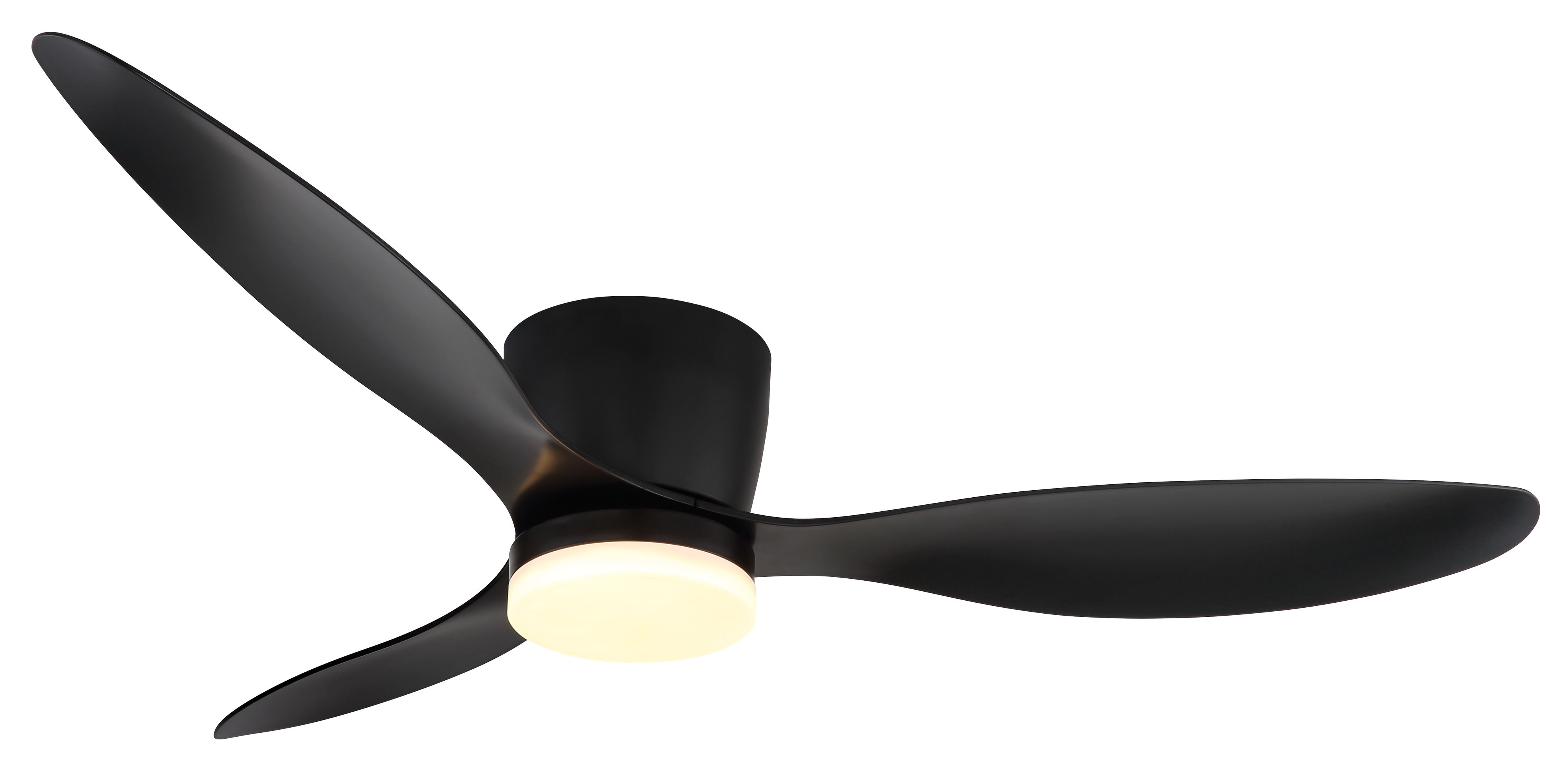 Ein schwarzer Deckenventilator mit drei gebogenen Blättern und einem zentralen Licht auf weißem Hintergrund.