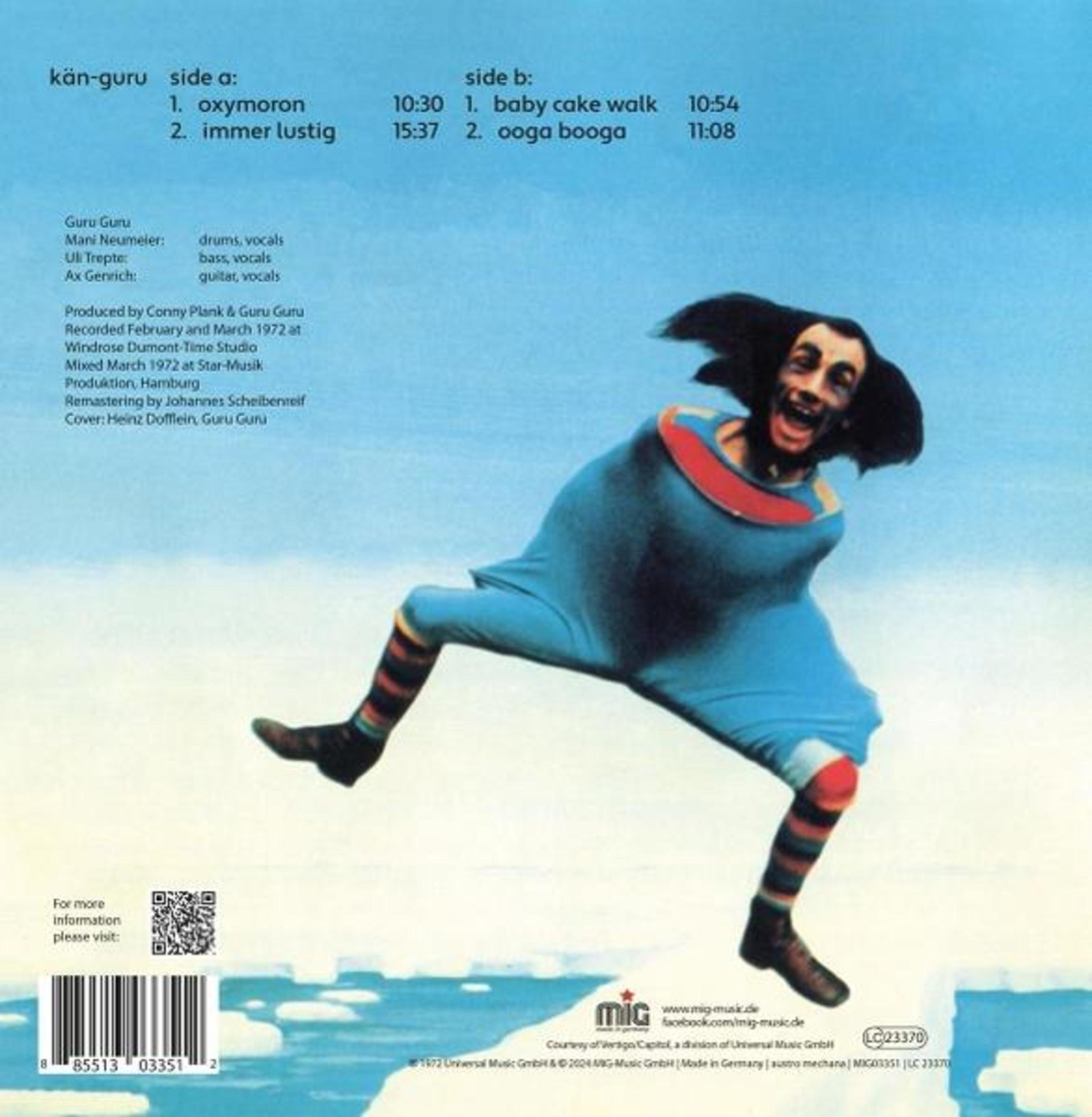 Albumhoes: Een persoon in een blauw pak en gestreepte sokken is in de sprong. Tekst bevat bandnaam, songlijst en credits.