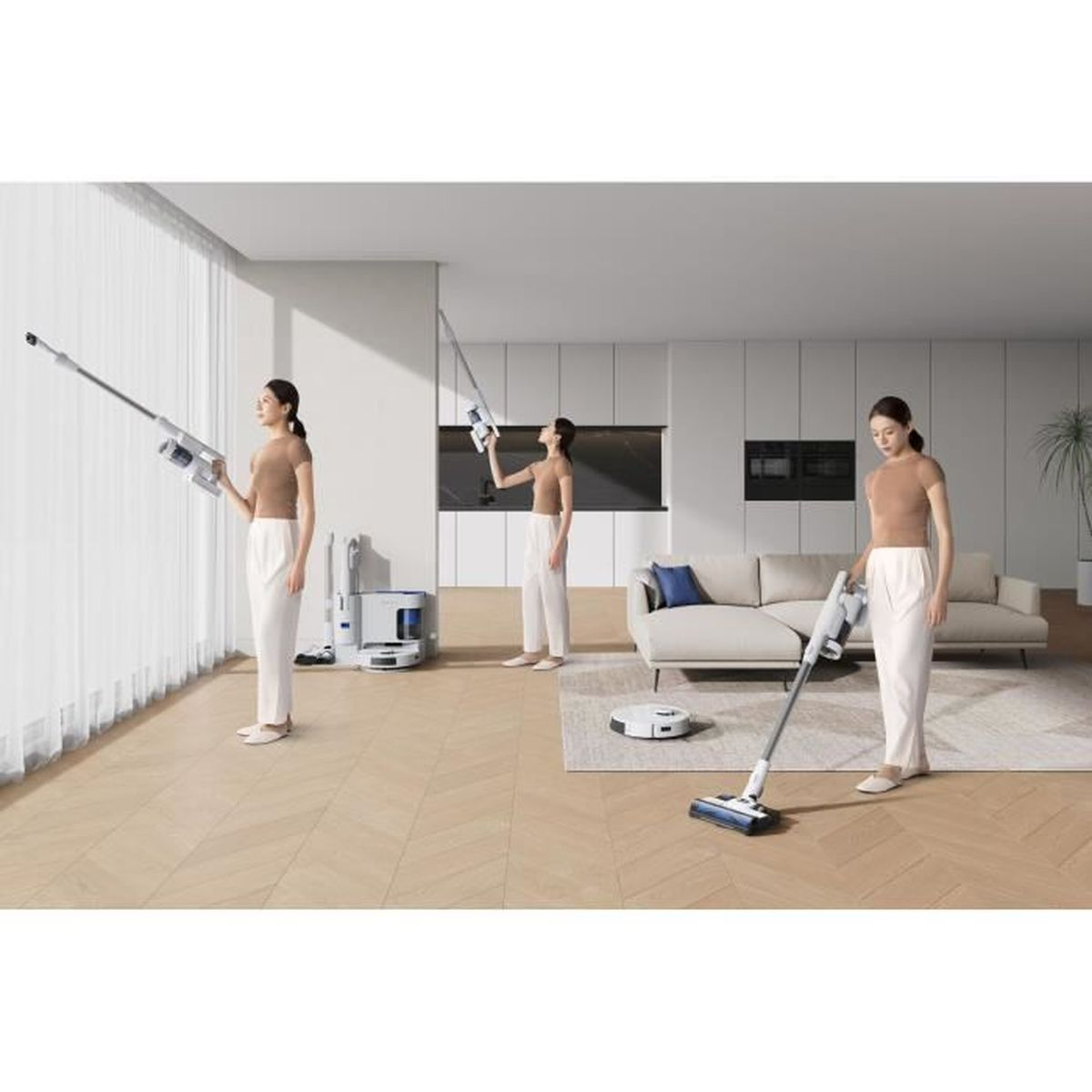 Une femme nettoie un salon moderne avec un aspirateur. D'autres aspirateurs et un aspirateur robot sont également dans la pièce.
