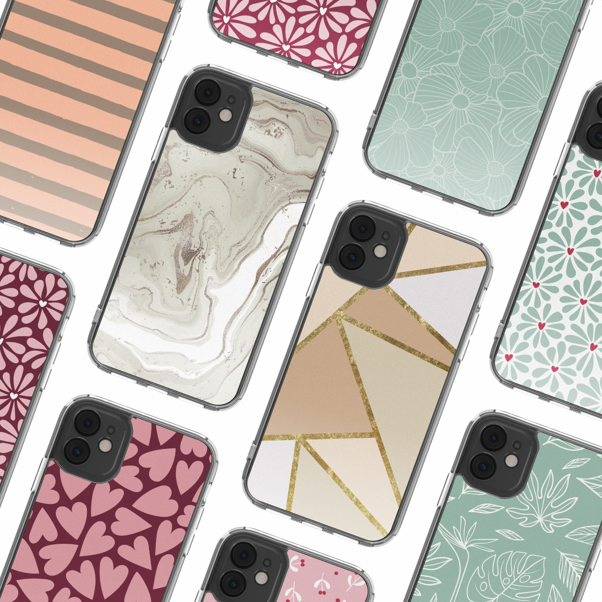 Verzameling telefoonhoesjes met diverse ontwerpen: marmer, geometrisch, bloemen en harten. Hoesjes in verschillende kleuren, patronen en texturen.