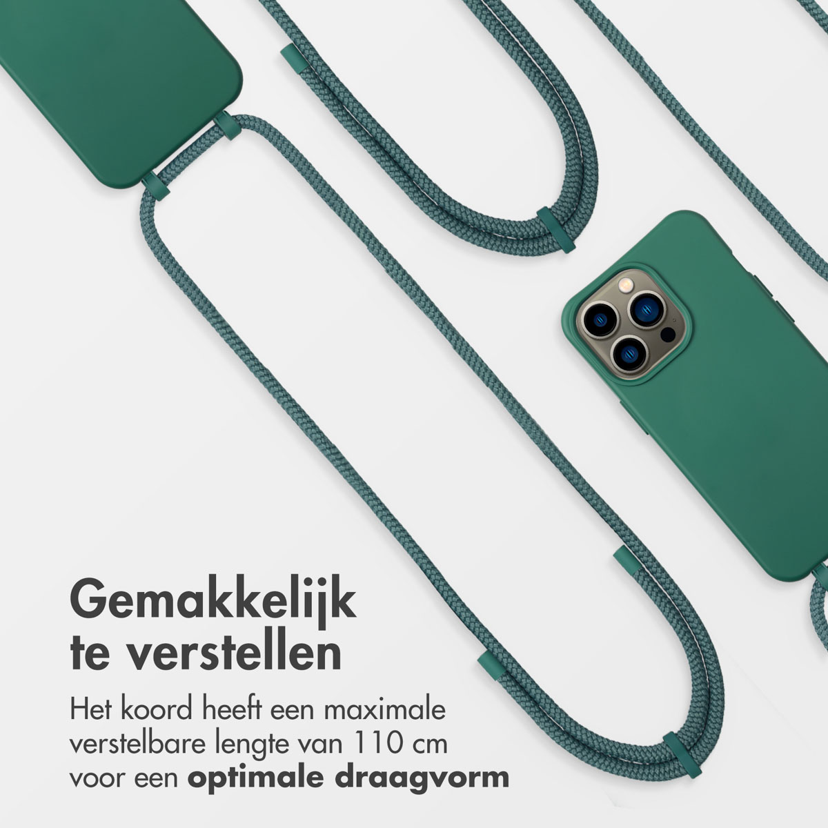 Des coques de téléphone vertes avec des cordons assortis sont présentées. Le texte en néerlandais met en évidence l'ajustabilité et 110 cm de longueur.