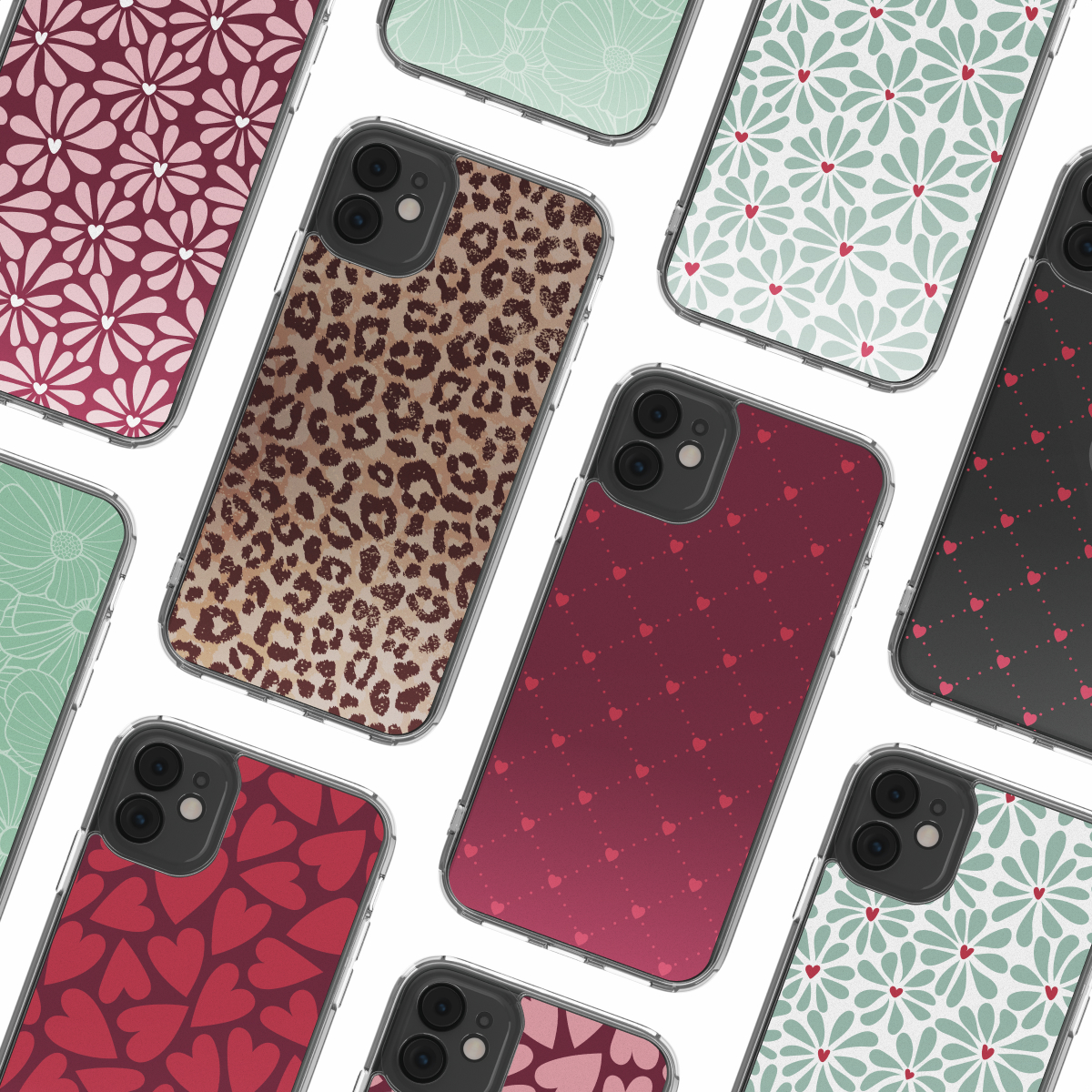 Plusieurs coques de téléphone avec divers motifs : imprimé léopard, floral et motifs de cœur de différentes couleurs.